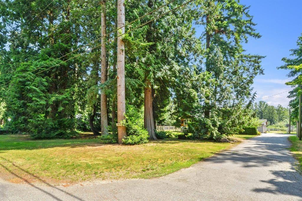 1910 196 Street, Langley, British Columbia  V2Z 2G4 - Photo 32 - R3089857