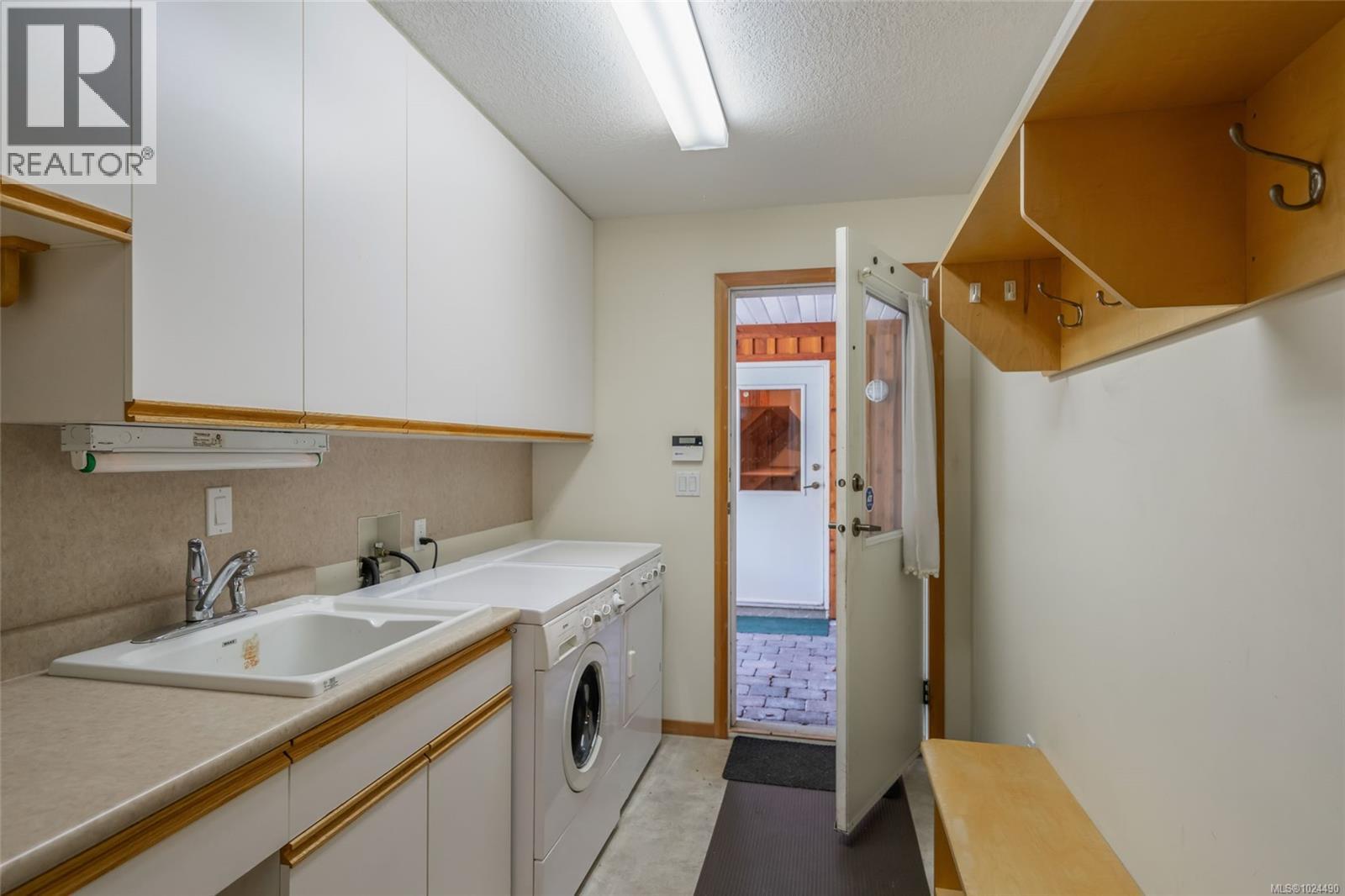 321 Mill Rd, Qualicum Beach, British Columbia  V9K 1J1 - Photo 29 - 1024490