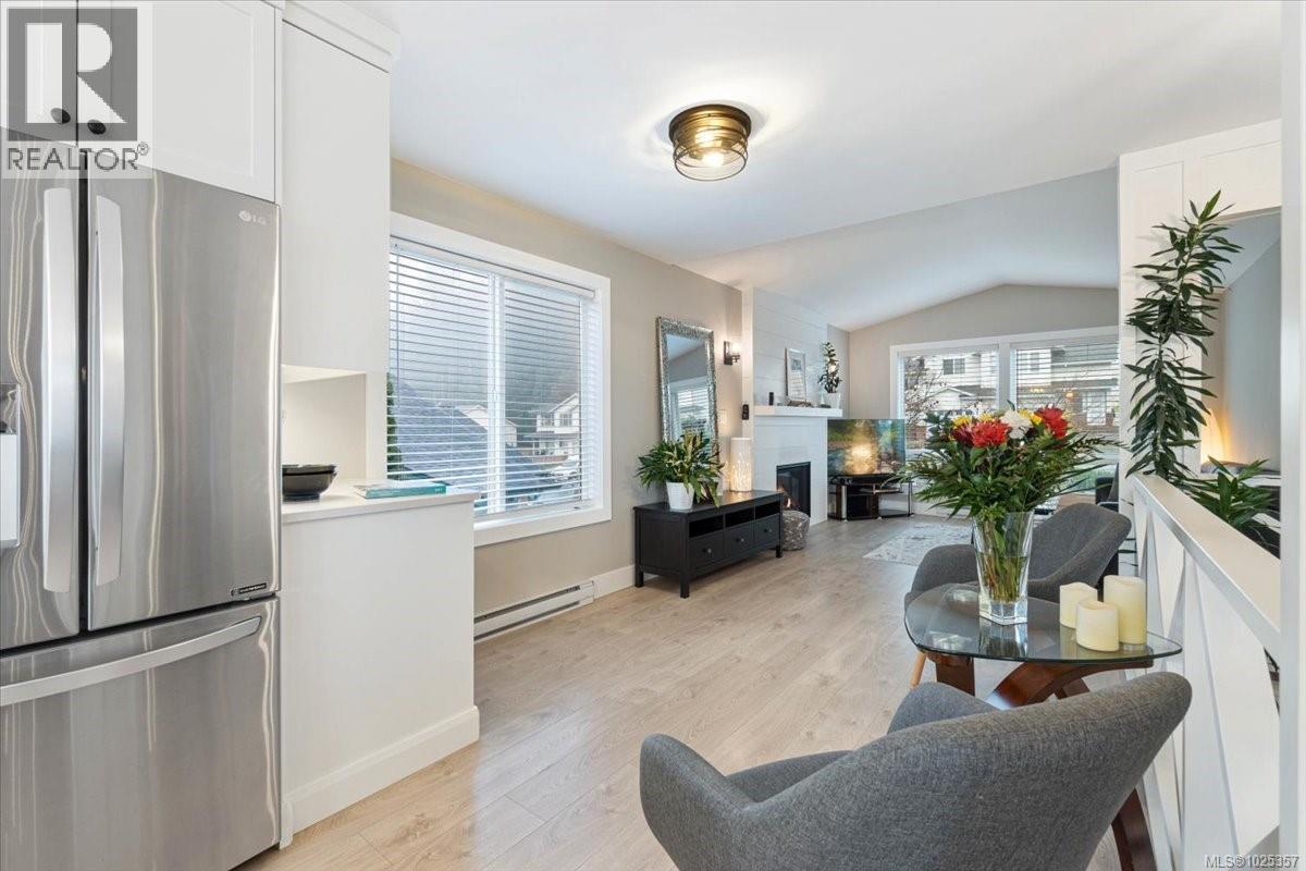 4873 Fairbrook Cres, Nanaimo, British Columbia  V9T 6L6 - Photo 6 - 1025357