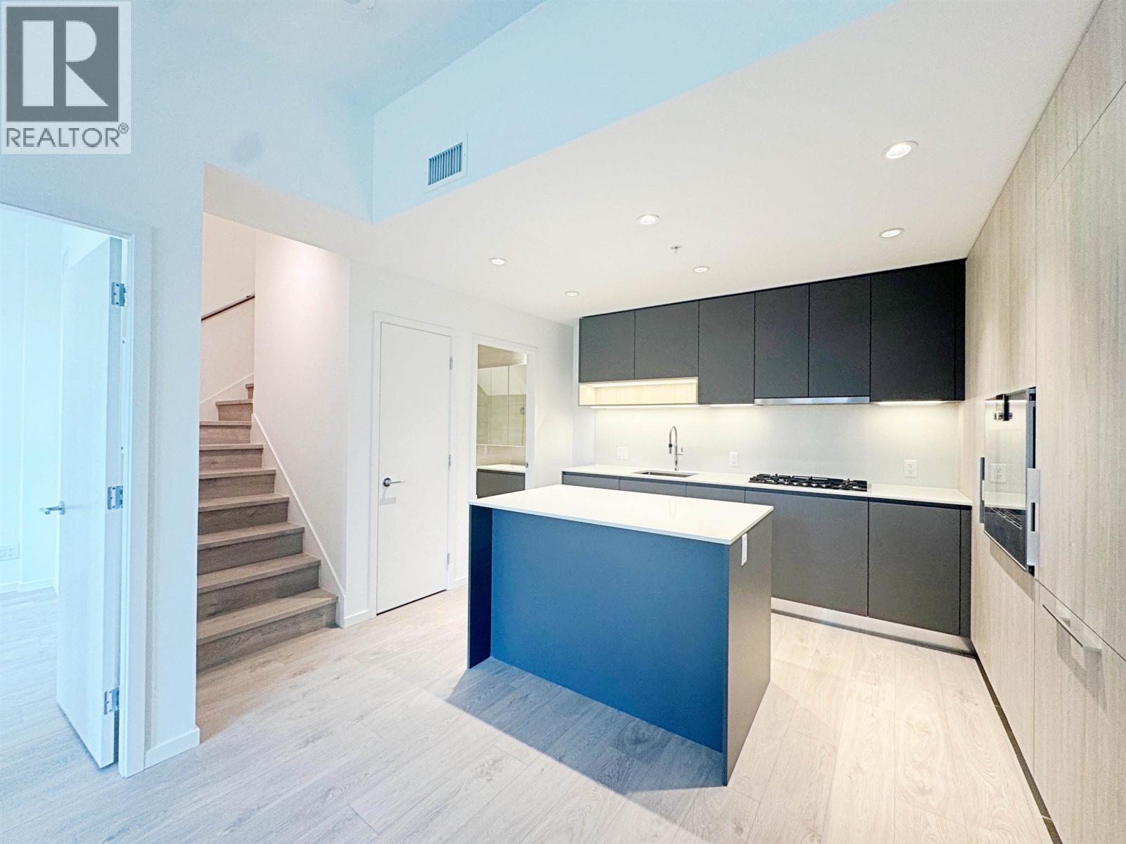 2 6200 MINORU BOULEVARD, Richmond, British Columbia