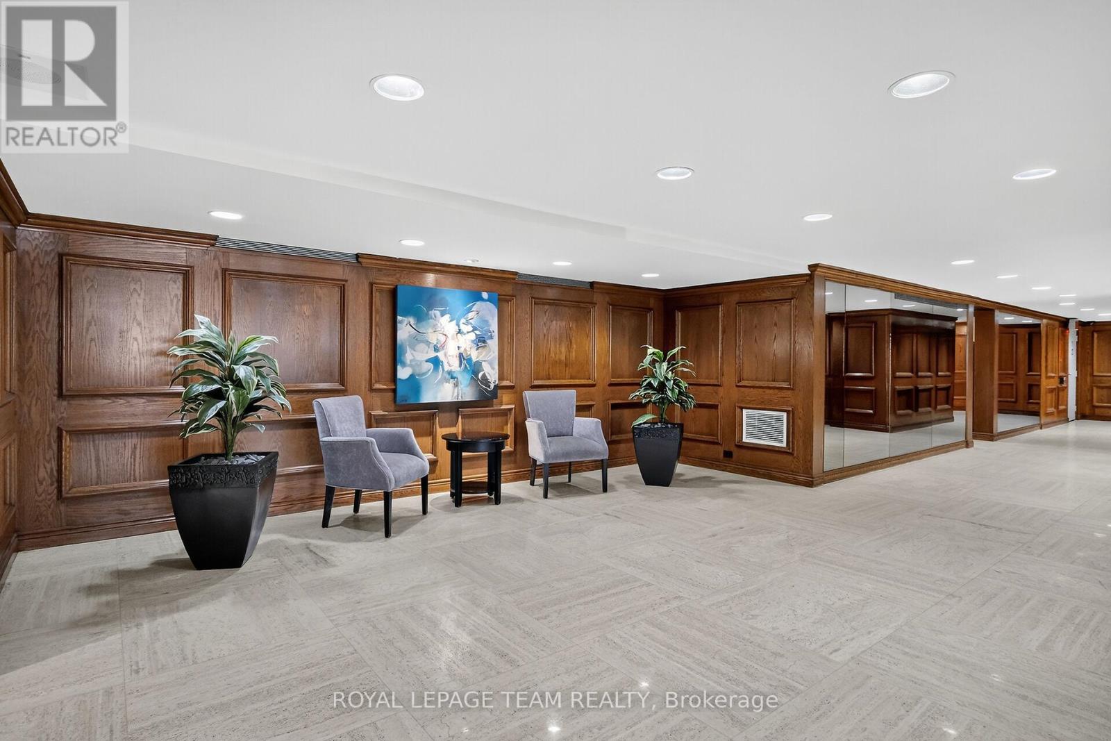 1801 - 530 Laurier Avenue W, Ottawa, Ontario  K1R 7T1 - Photo 2 - X12800162