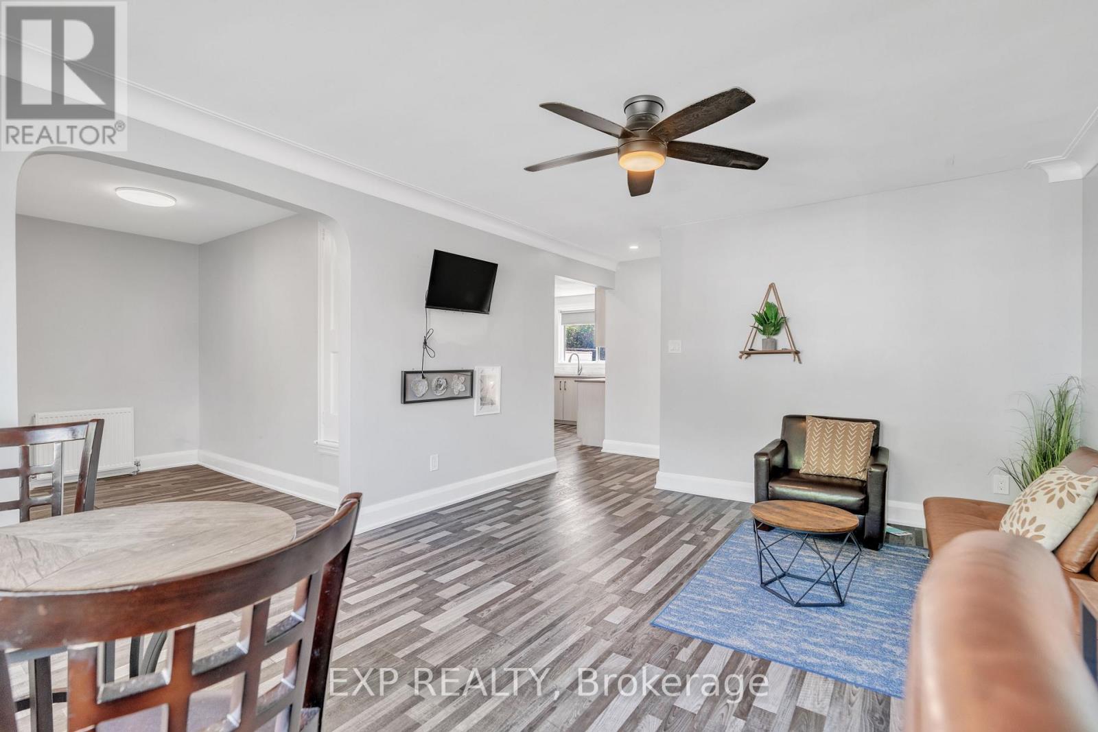 124 Marier Avenue, Ottawa, Ontario  K1L 5S1 - Photo 7 - X12800186