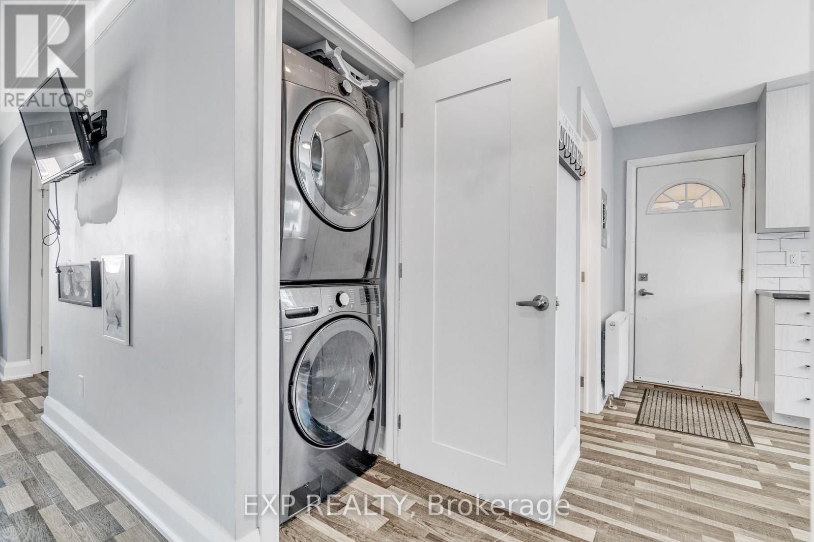 124 Marier Avenue, Ottawa, Ontario  K1L 5S1 - Photo 8 - X12800186