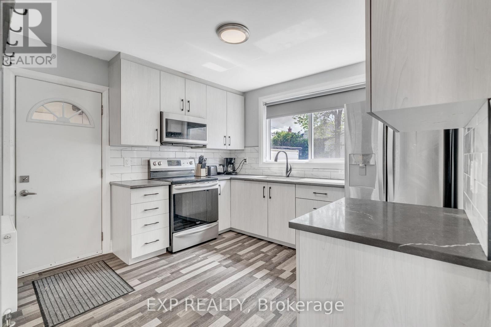 124 Marier Avenue, Ottawa, Ontario  K1L 5S1 - Photo 9 - X12800186