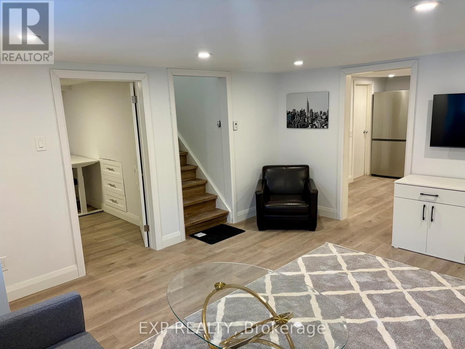 126 1/2 Marier Avenue, Ottawa, Ontario  K1L 5S1 - Photo 9 - X12800188