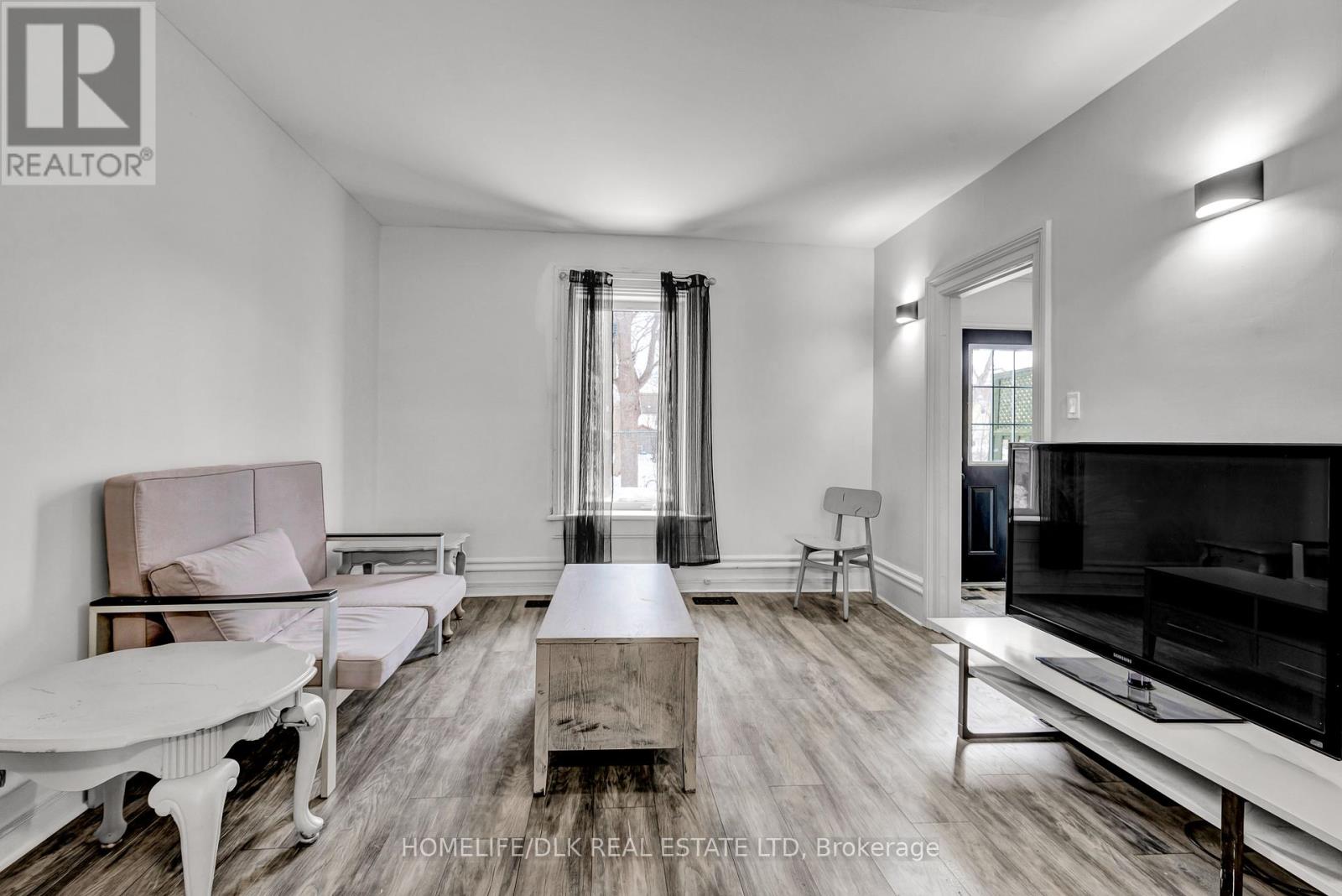 16 Tunnel Avenue, Brockville, Ontario  K6V 4S6 - Photo 8 - X12800192