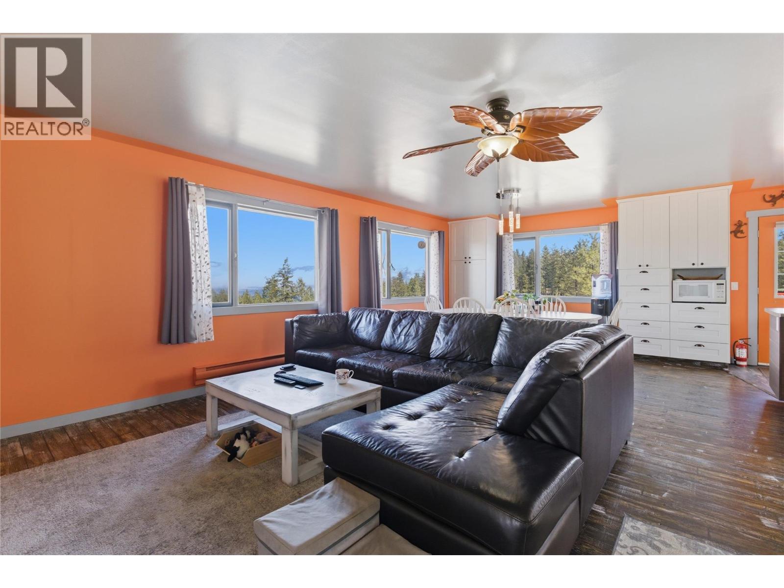 3913 Lemky Road, Pritchard, British Columbia V0E 2P0 - Photo 17 - 10376343