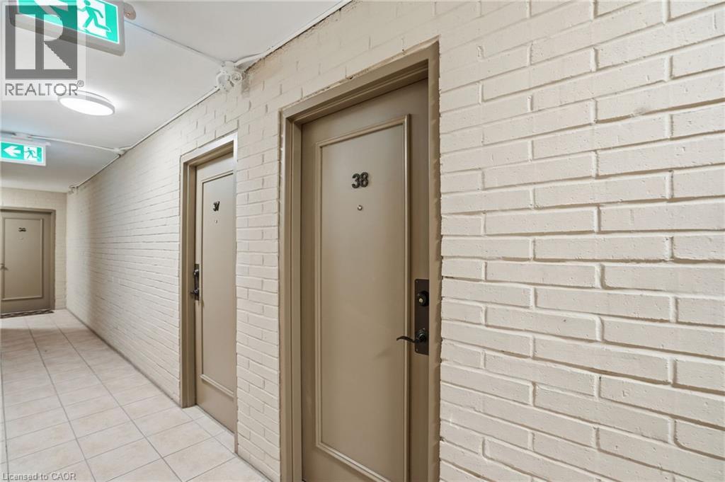 2373 King Street E Unit# 38, Hamilton, Ontario  L8K 1X9 - Photo 9 - 40806131