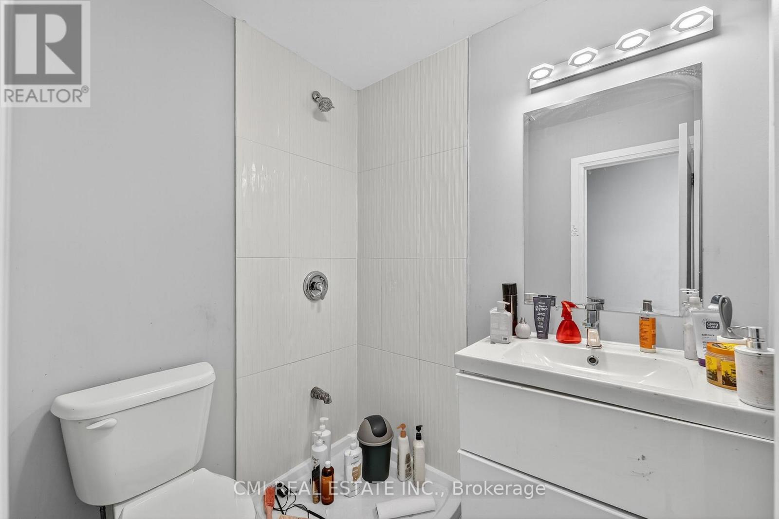 20 Jeavons Avenue, Toronto, Ontario  M1K 1S8 - Photo 12 - E12800174