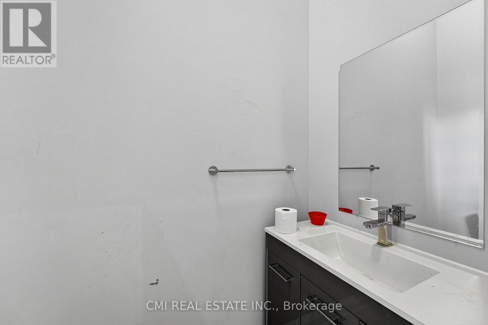 20 Jeavons Avenue, Toronto, Ontario  M1K 1S8 - Photo 16 - E12800174