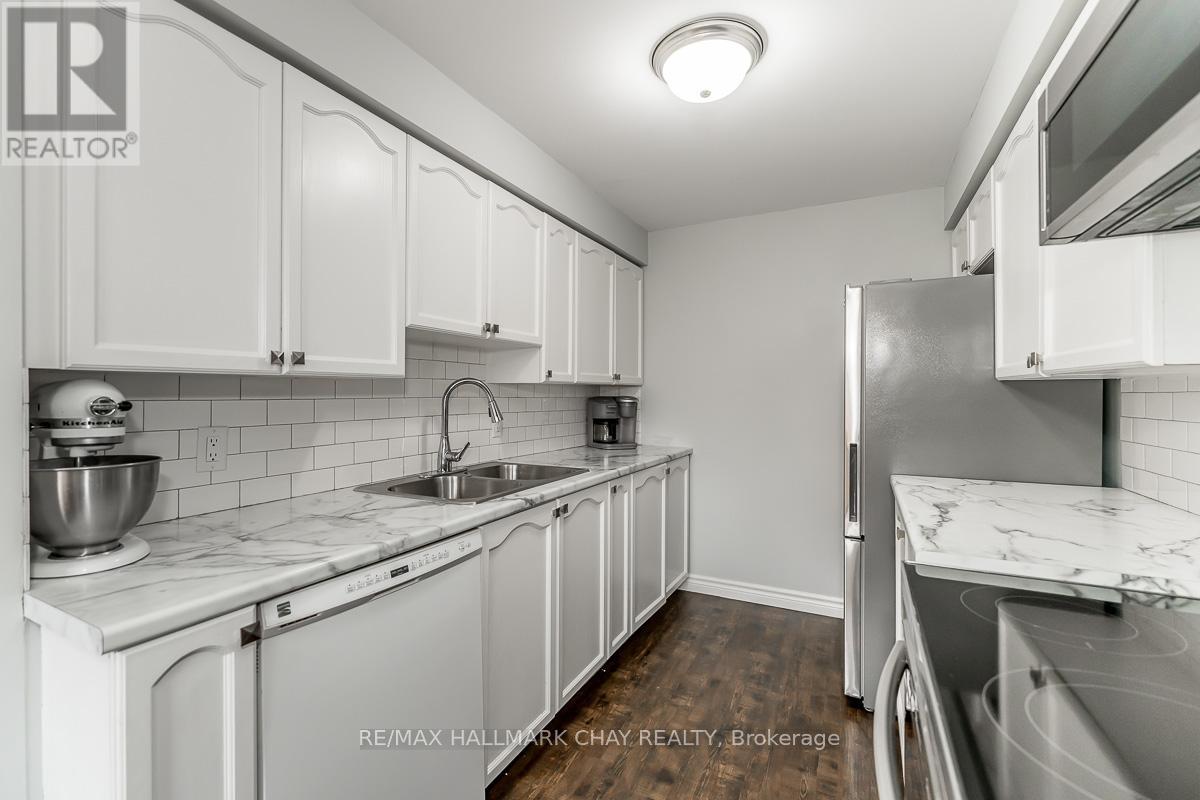 50 Raymond Crescent, Barrie, Ontario  L4N 0X6 - Photo 10 - S12800168