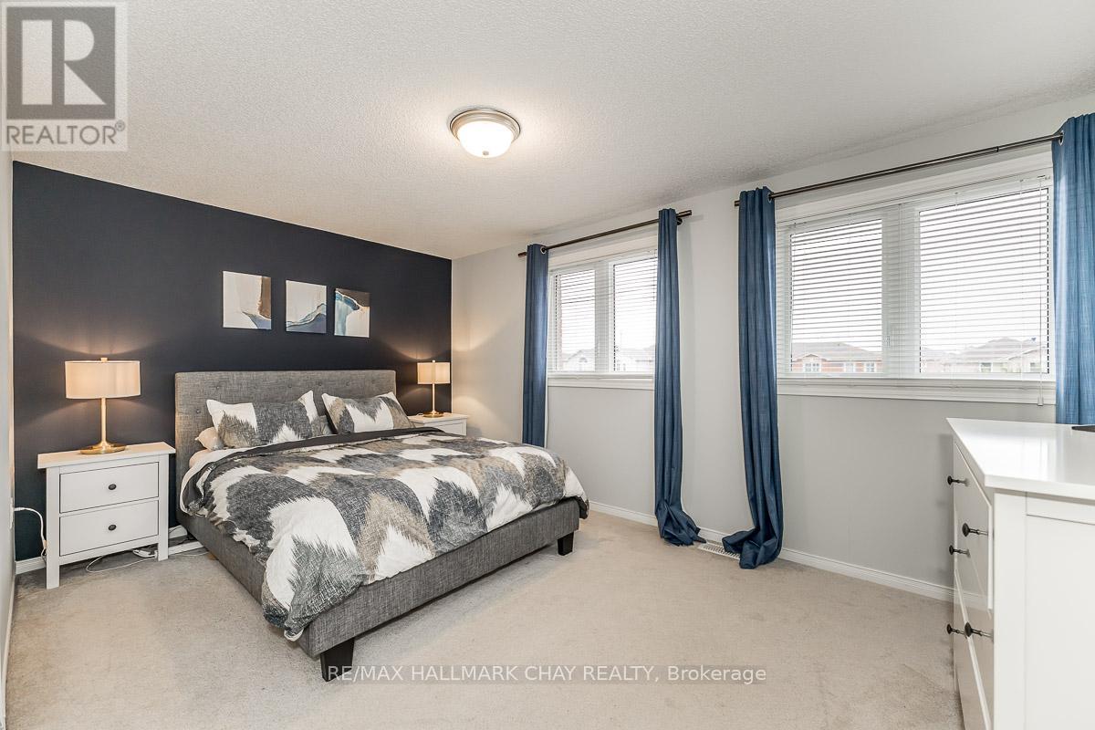 50 Raymond Crescent, Barrie, Ontario  L4N 0X6 - Photo 12 - S12800168