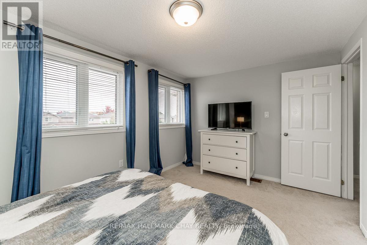 50 Raymond Crescent, Barrie, Ontario  L4N 0X6 - Photo 14 - S12800168