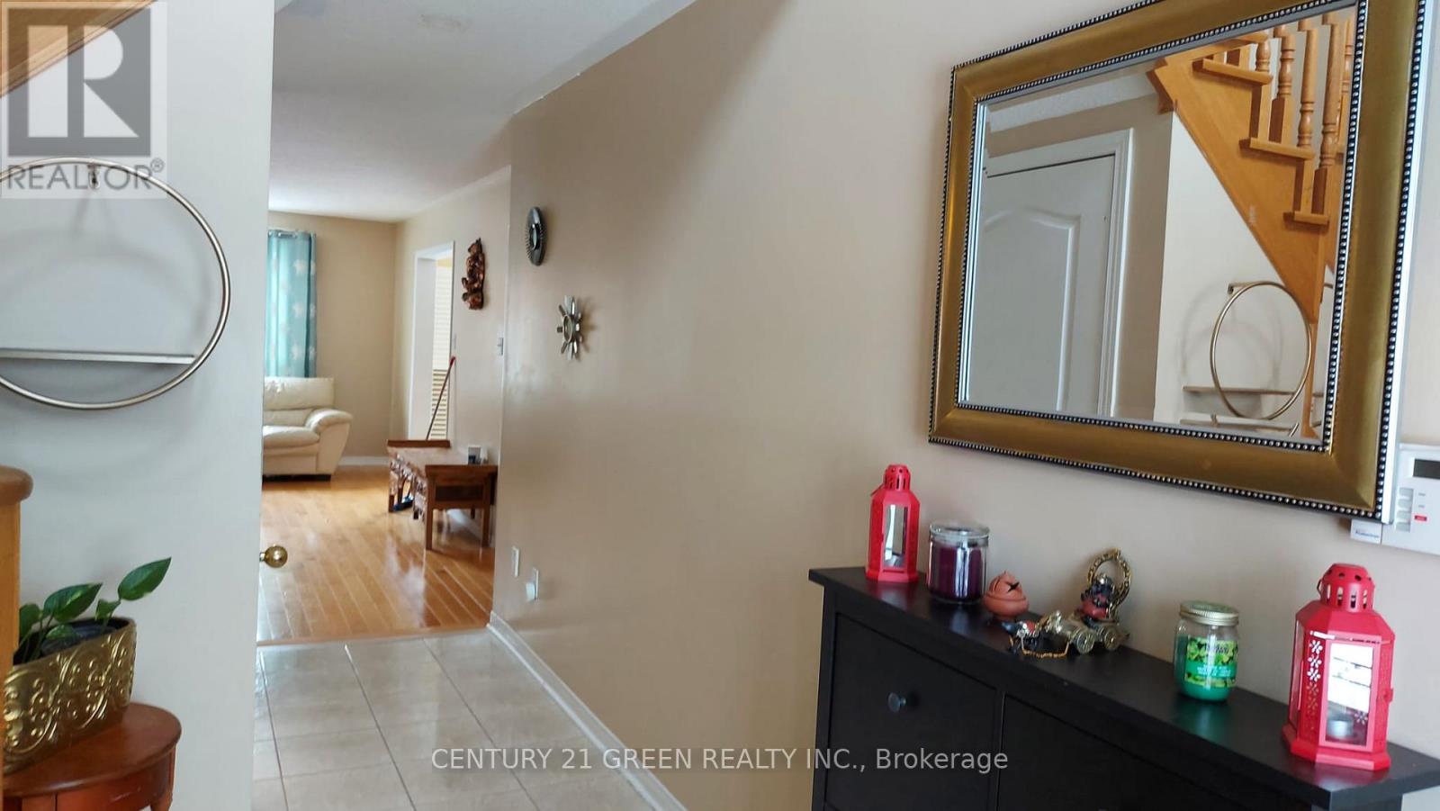 Upper - 33 Bramfield Street, Brampton (Fletcher's Meadow), Ontario  L7A 2W1 - Photo 2 - W12800156