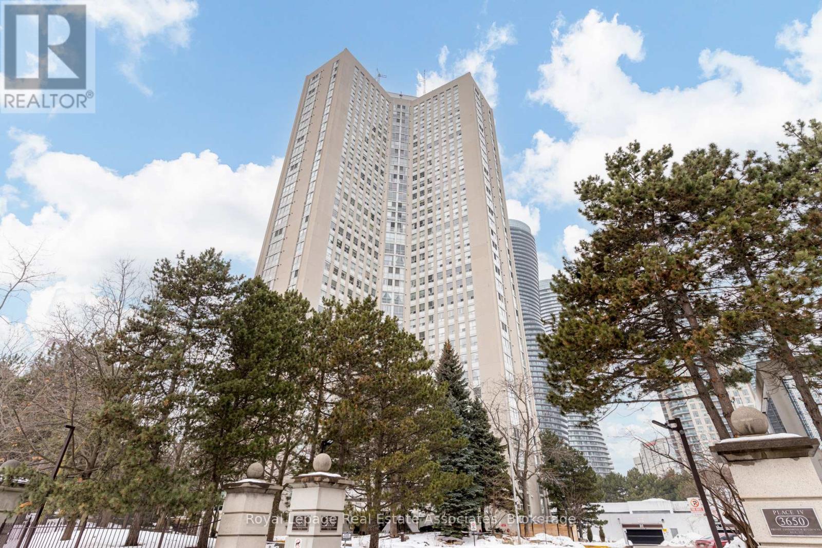 1006 - 3650 KANEFF CRESCENT, Mississauga, Ontario