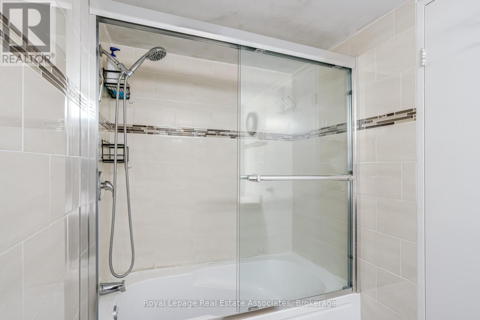 1006 - 3650 Kaneff Crescent, Mississauga, Ontario  L5A 4A1 - Photo 16 - W12800178