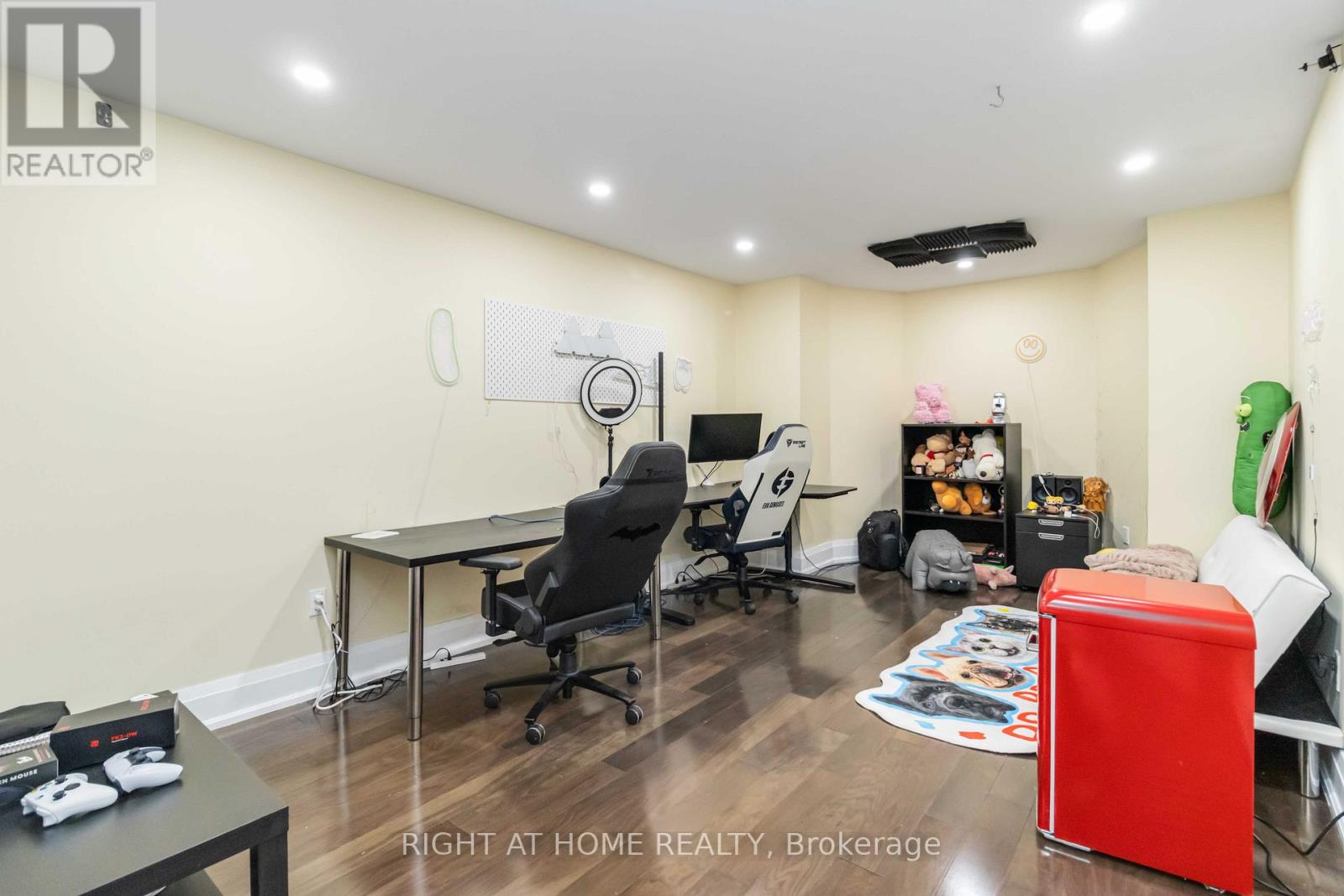 25 Oakwood Avenue S, Mississauga, Ontario  L5G 3L2 - Photo 45 - W12800208