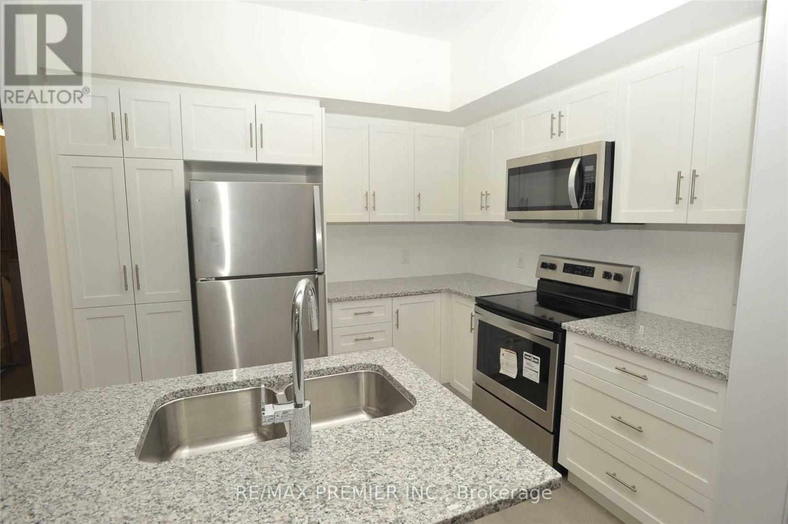 25 Pelican Lane, Hamilton, Ontario  L8K 5J3 - Photo 10 - X12800198