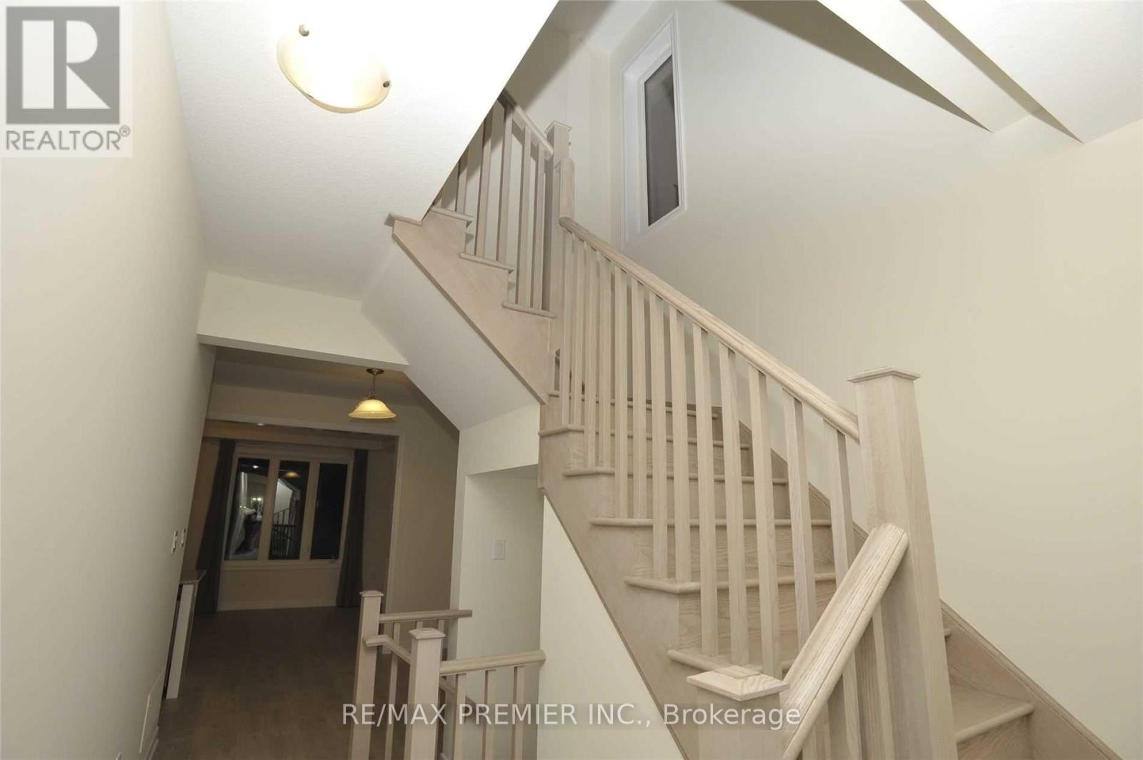 25 Pelican Lane, Hamilton, Ontario  L8K 5J3 - Photo 12 - X12800198