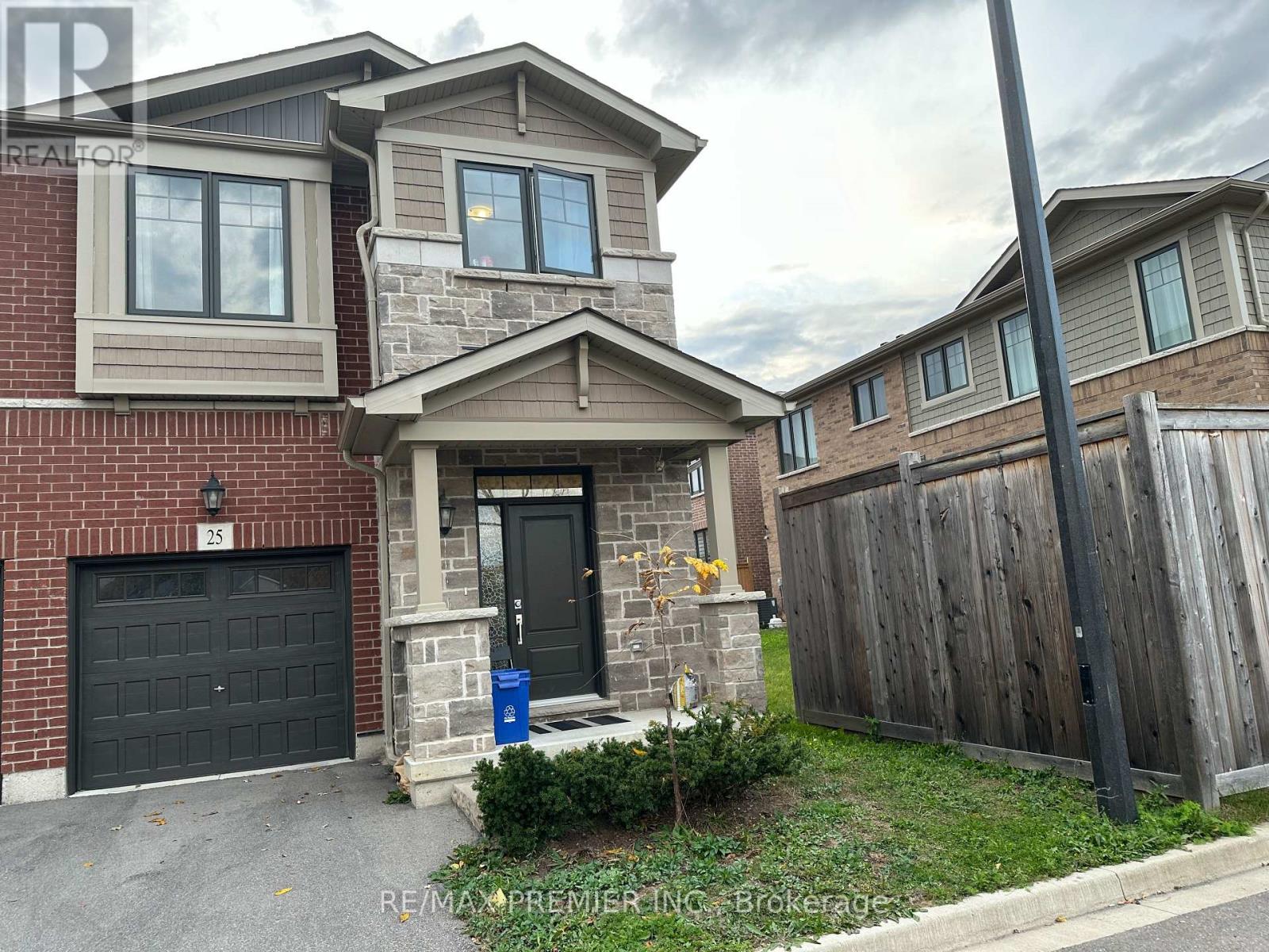 25 Pelican Lane, Hamilton, Ontario  L8K 5J3 - Photo 2 - X12800198