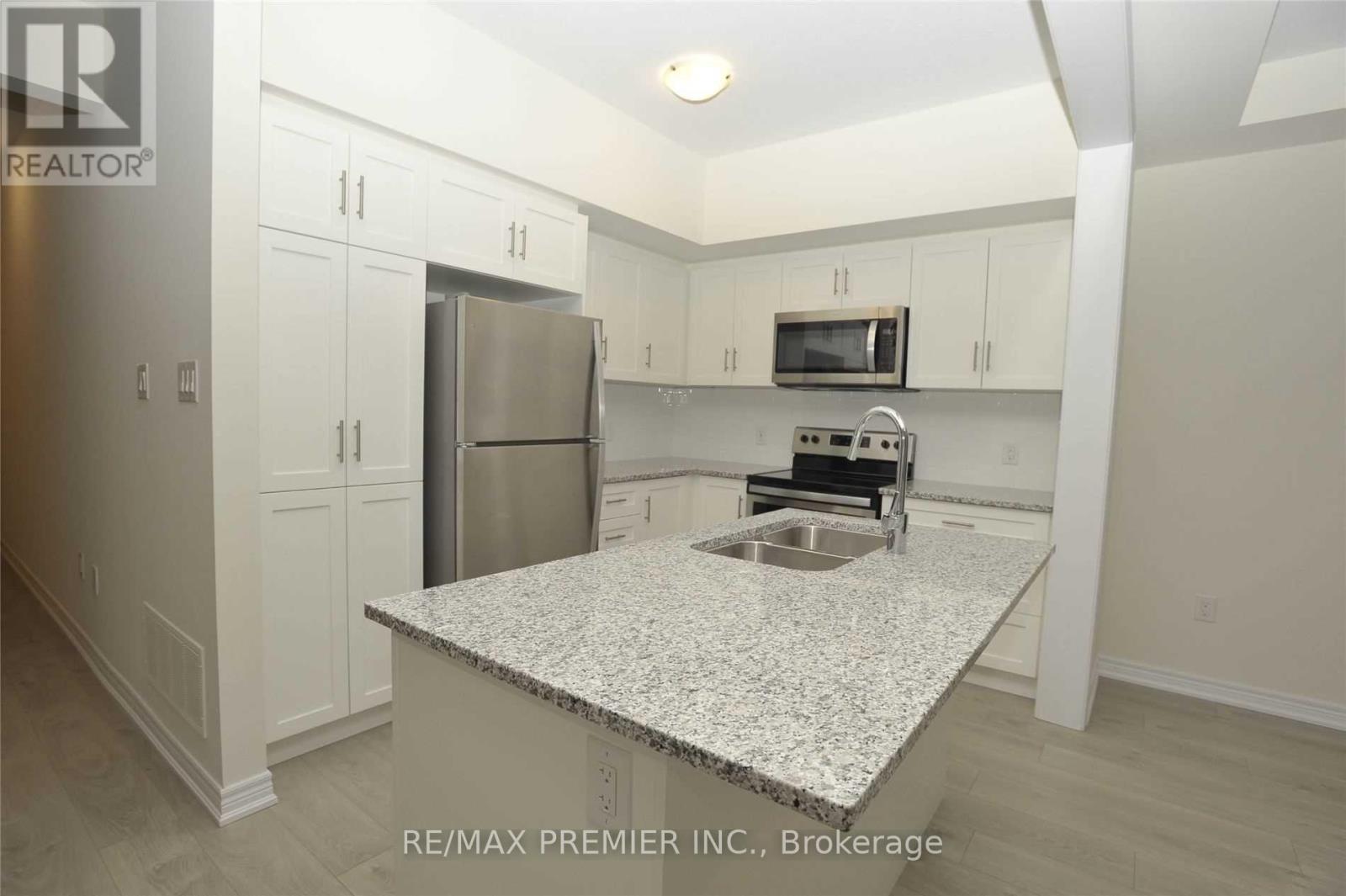 25 Pelican Lane, Hamilton, Ontario  L8K 5J3 - Photo 8 - X12800198