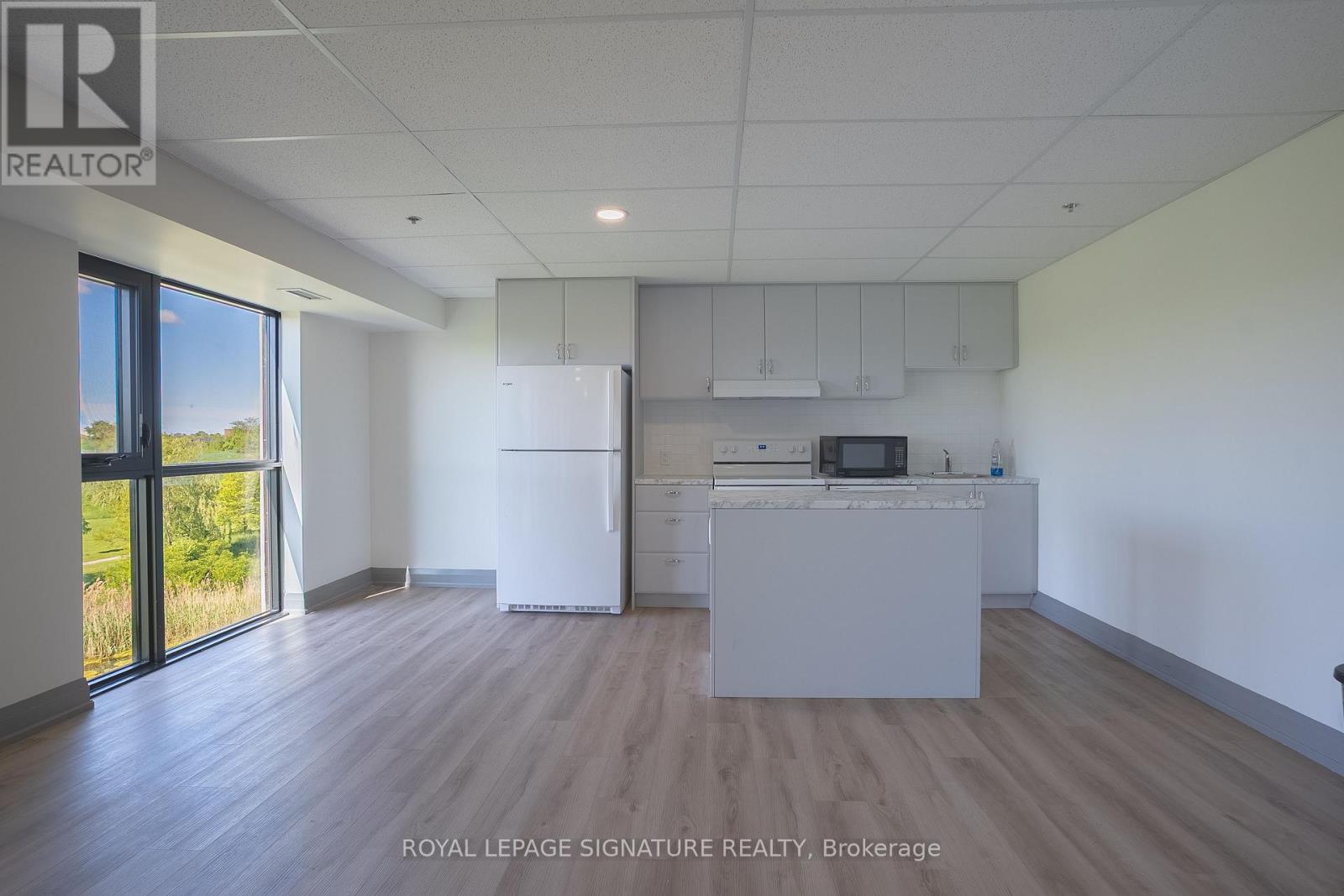 Up27 - 50 Herrick Avenue, St. Catharines, Ontario  L2P 0G3 - Photo 12 - X12800200