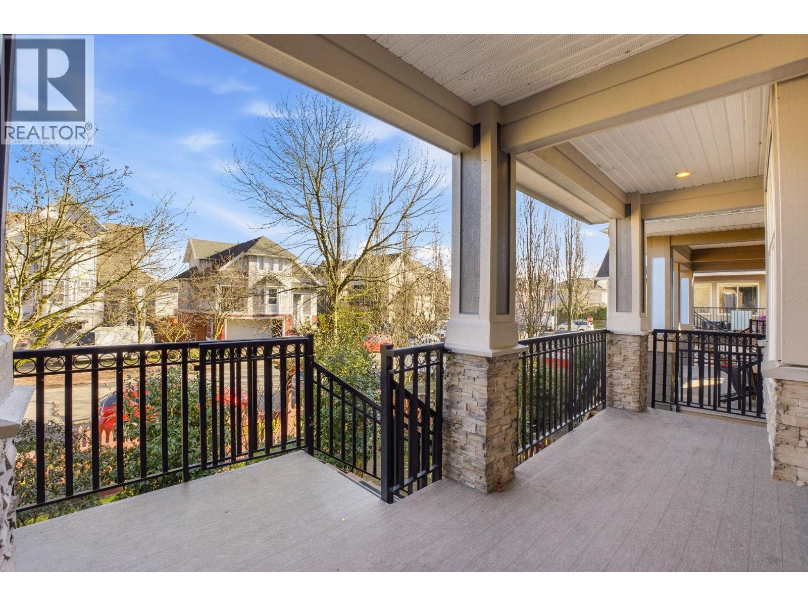 208 Hume Street, New Westminster, British Columbia  V3M 5N5 - Photo 3 - R3090756