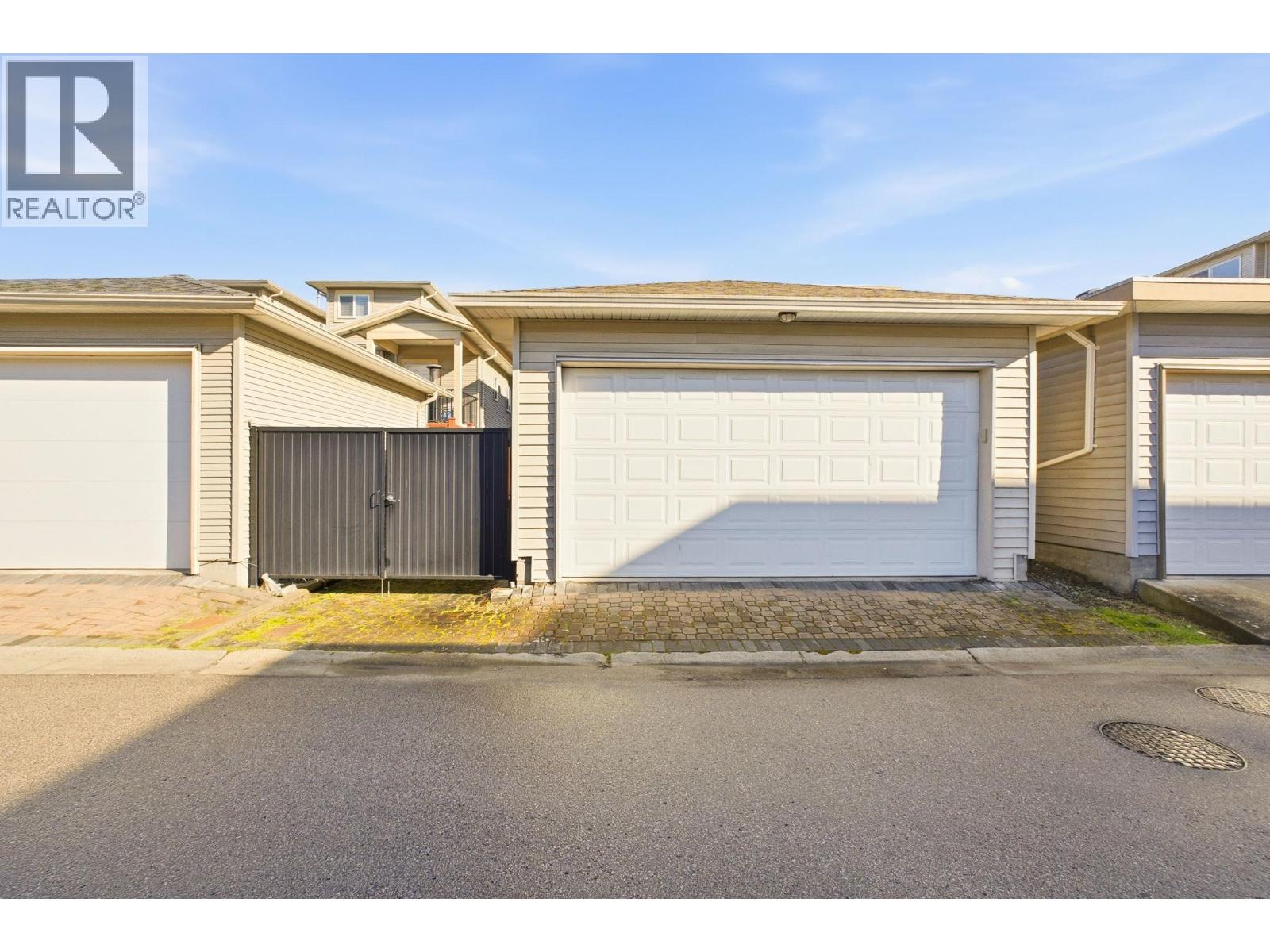 208 Hume Street, New Westminster, British Columbia  V3M 5N5 - Photo 30 - R3090756