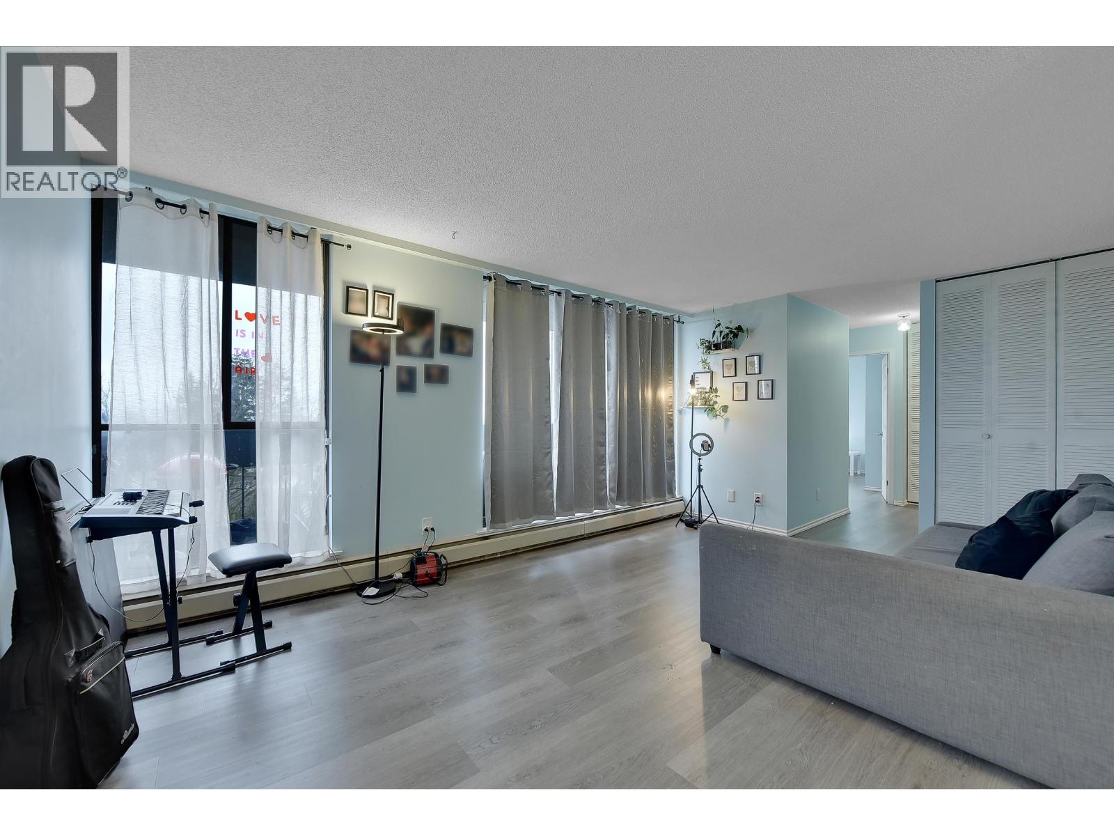 605 6759 WILLINGDON AVENUE, Burnaby, British Columbia