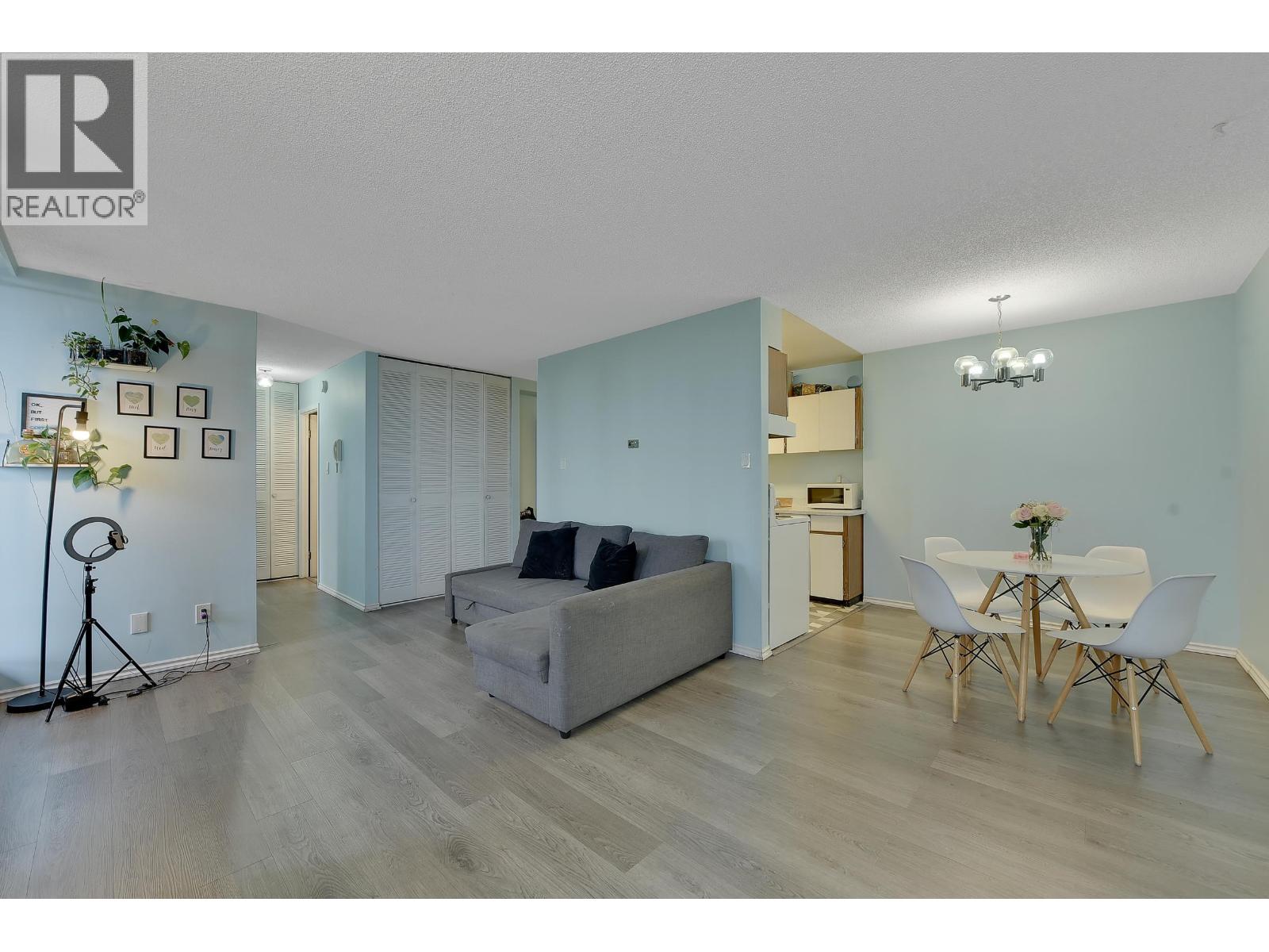 605 6759 Willingdon Avenue, Burnaby, British Columbia  V5H 3Y9 - Photo 3 - R3089760