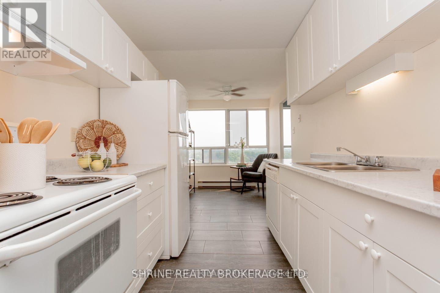 803 - 600 Grenfell Drive, London North, Ontario  N5X 2R8 - Photo 26 - X12800238