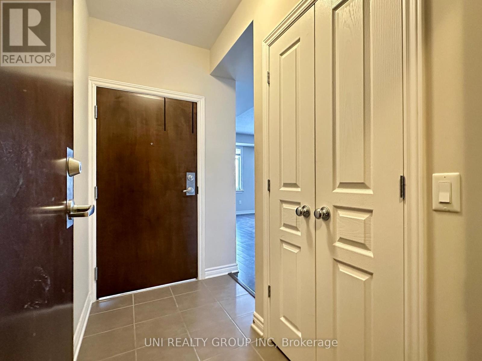 C - 35 Tadley Private, Ottawa, Ontario  K2J 2T3 - Photo 4 - X12800222