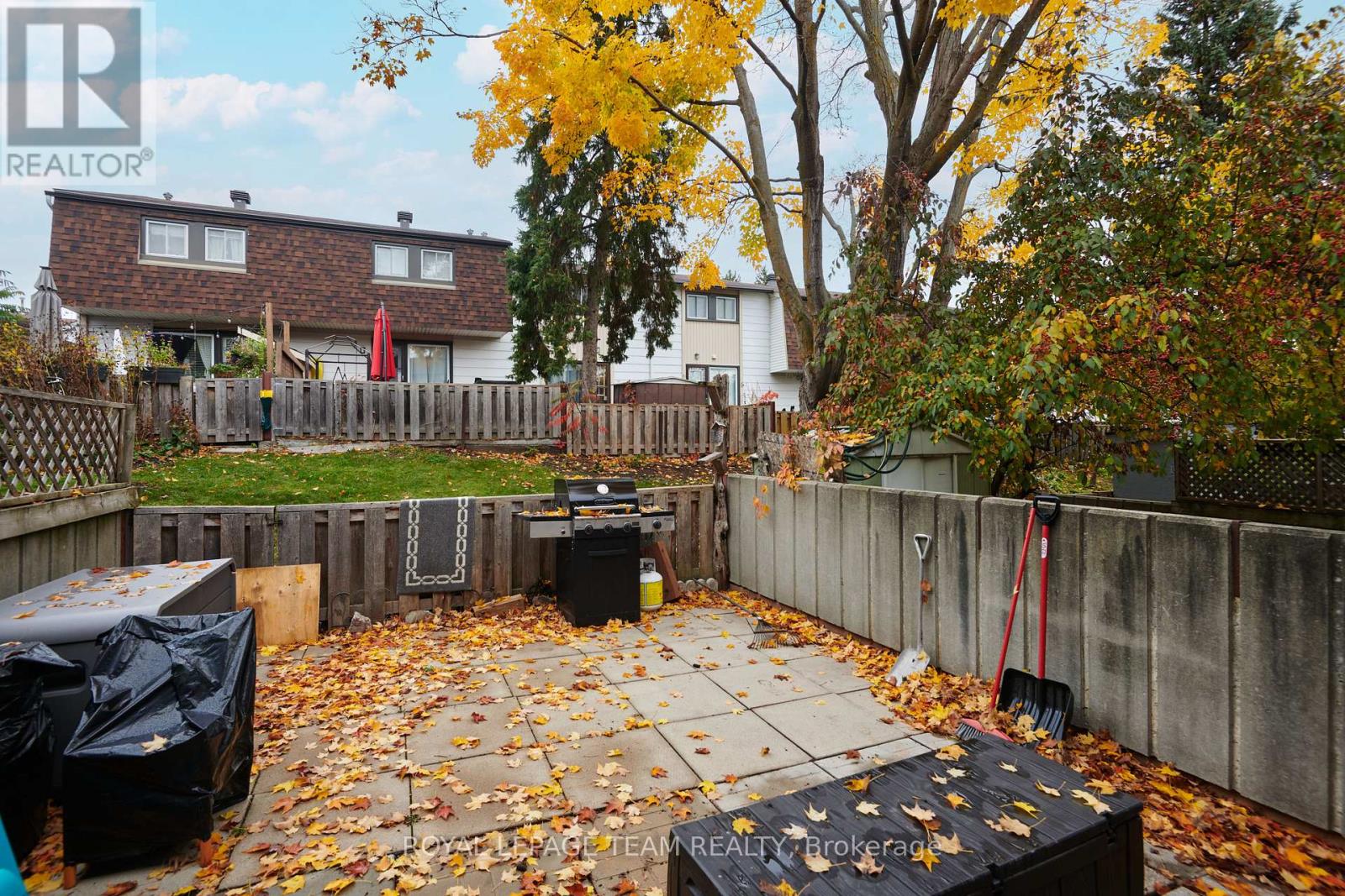 B - 902 Elmsmere Road, Ottawa, Ontario  K1J 7T6 - Photo 15 - X12800234