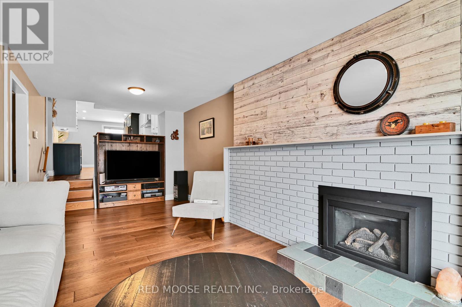 110 Woodfield Drive, Ottawa, Ontario  K2G 0A3 - Photo 15 - X12800240