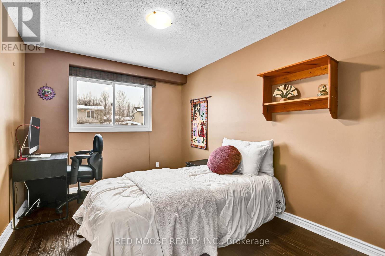 110 Woodfield Drive, Ottawa, Ontario  K2G 0A3 - Photo 16 - X12800240