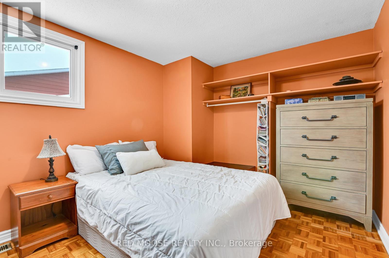 110 Woodfield Drive, Ottawa, Ontario  K2G 0A3 - Photo 18 - X12800240