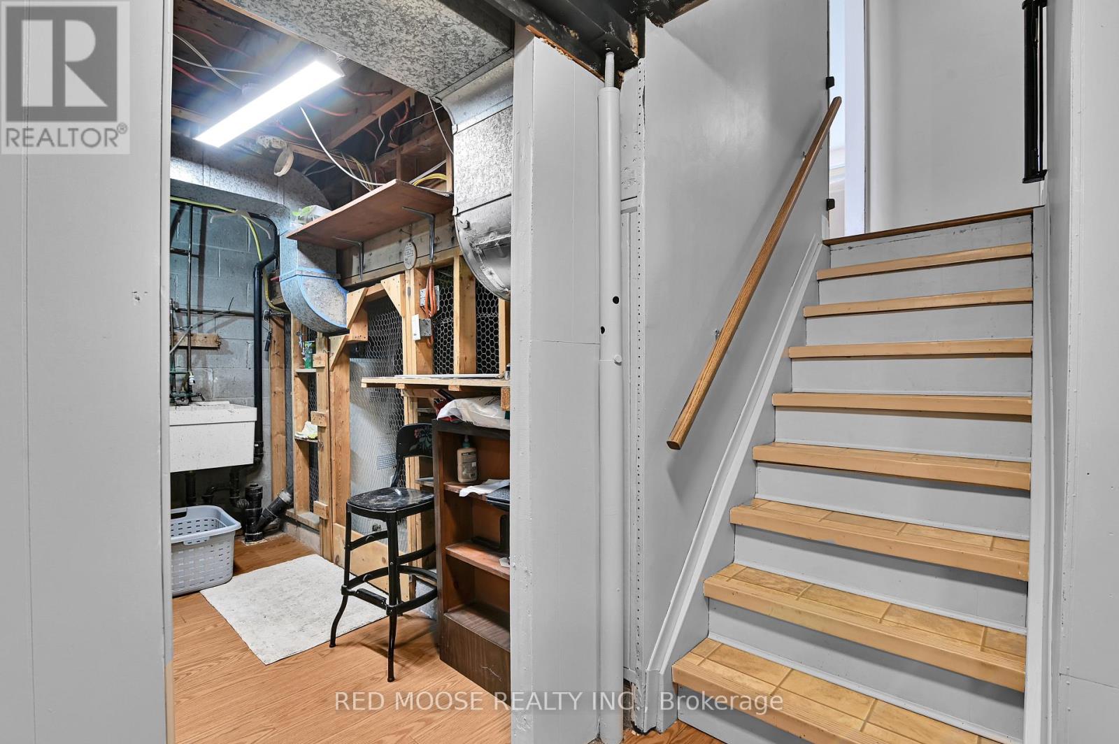 110 Woodfield Drive, Ottawa, Ontario  K2G 0A3 - Photo 23 - X12800240