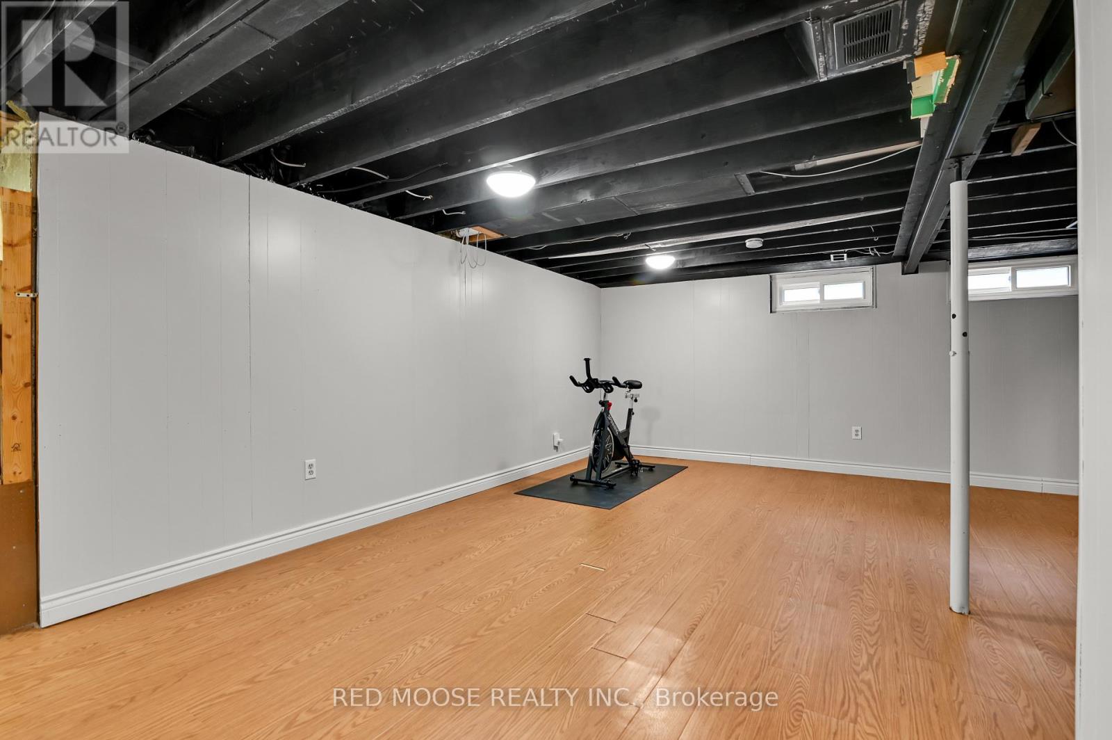 110 Woodfield Drive, Ottawa, Ontario  K2G 0A3 - Photo 24 - X12800240