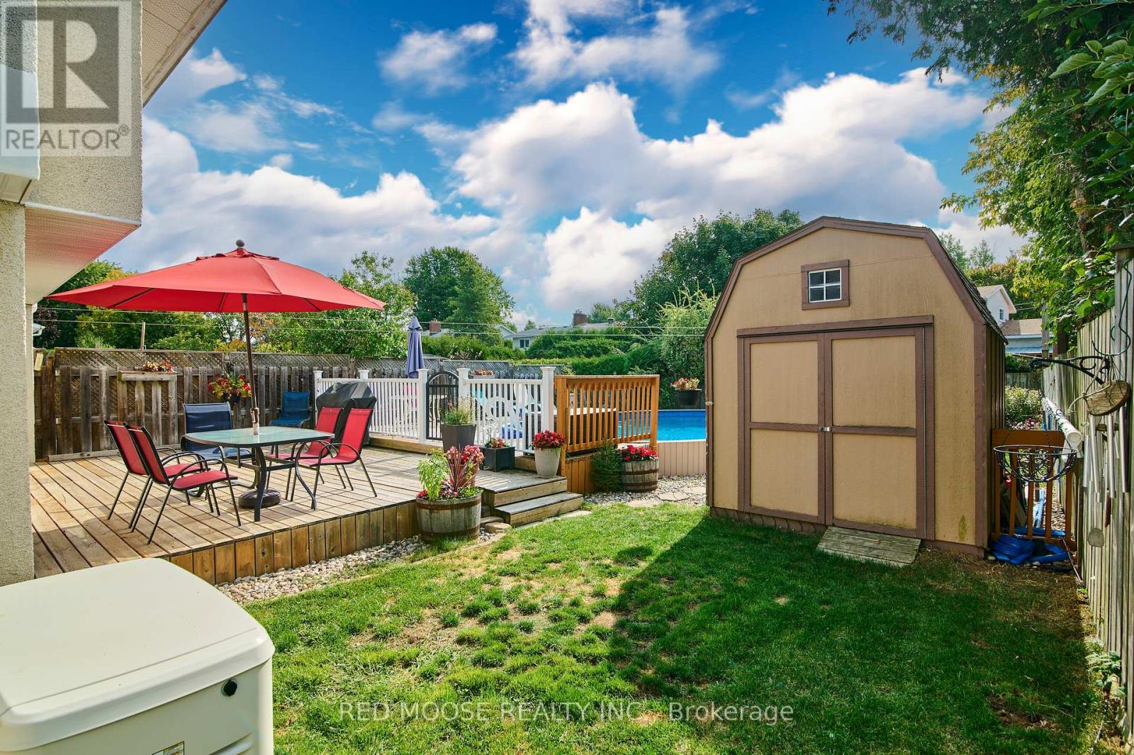 110 Woodfield Drive, Ottawa, Ontario  K2G 0A3 - Photo 30 - X12800240