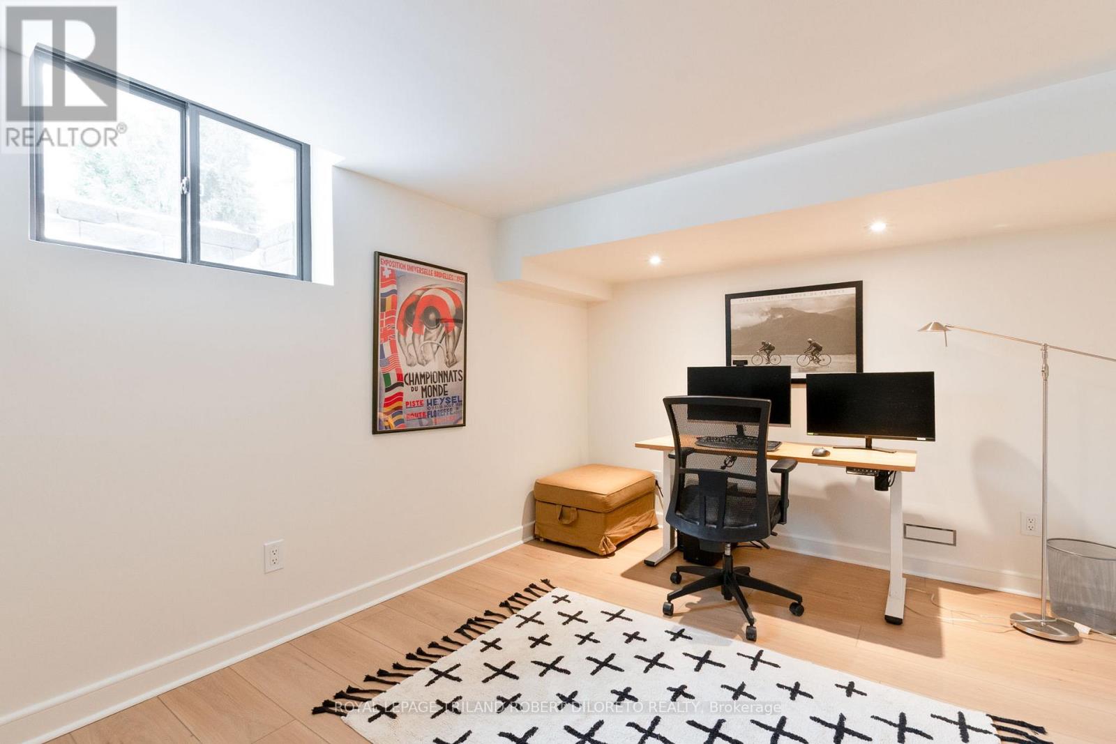 20 Cherokee Road, London North, Ontario  N6G 2N8 - Photo 30 - X12797006