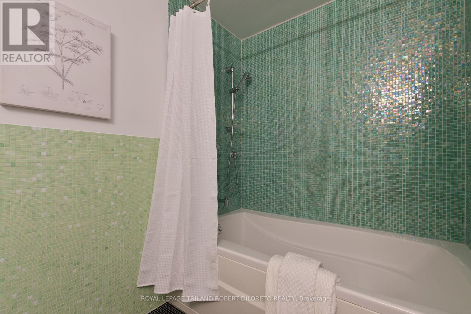 20 Cherokee Road, London North, Ontario  N6G 2N8 - Photo 27 - X12797006