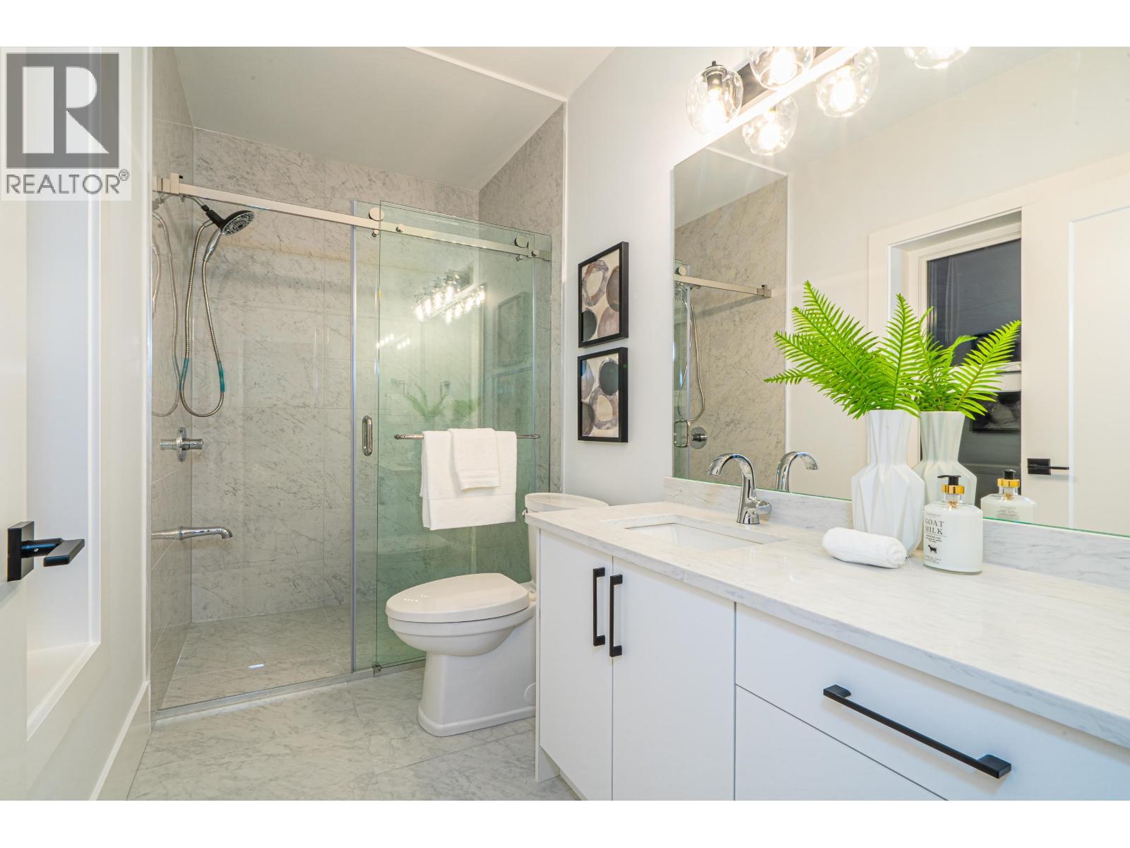 2735 W 8th Avenue, Vancouver, British Columbia  V6K 2B7 - Photo 25 - R3091457