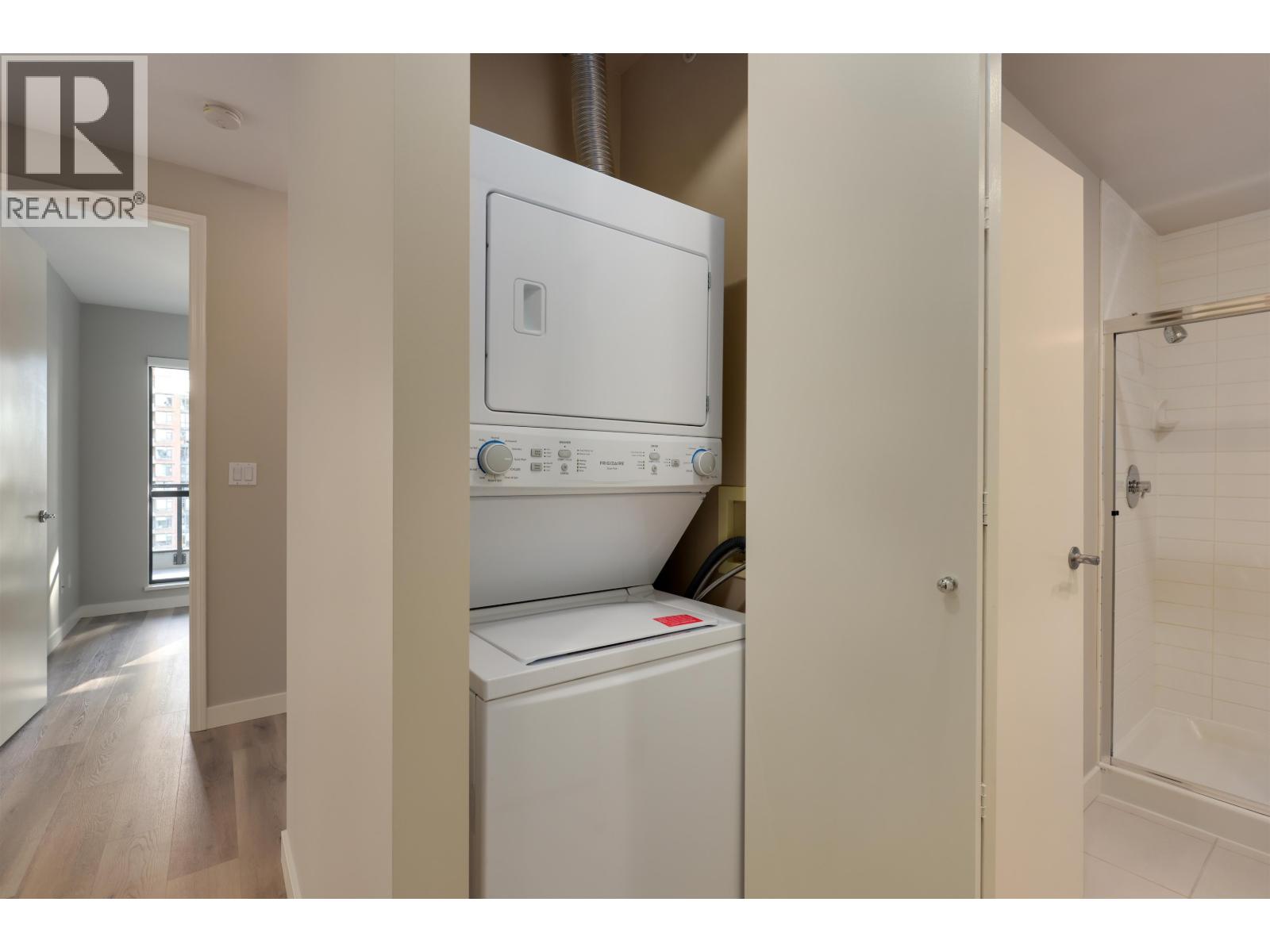 1004 6823 Station Hill Drive, Burnaby, British Columbia  V3N 0A9 - Photo 14 - R3091463