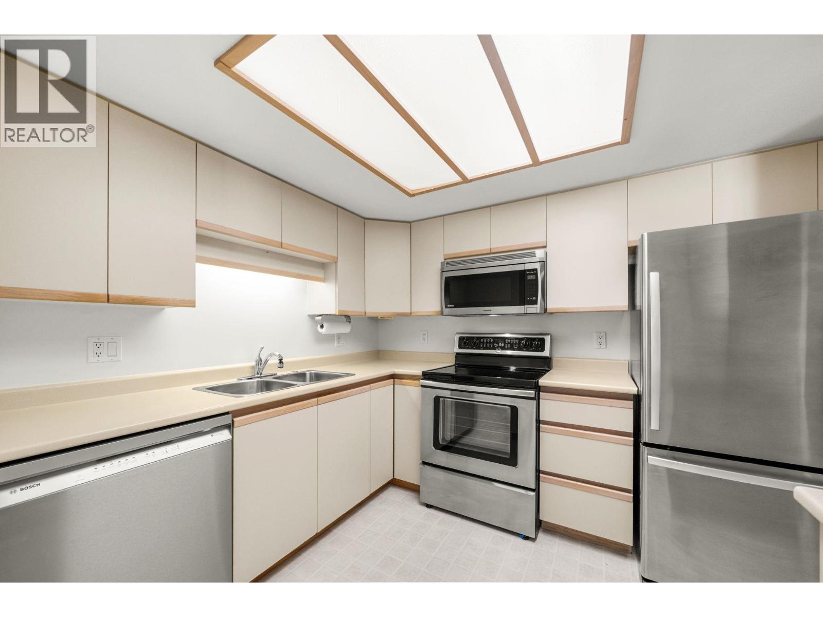 804 71 Jamieson Court, New Westminster, British Columbia  V3L 5R4 - Photo 18 - R3091479