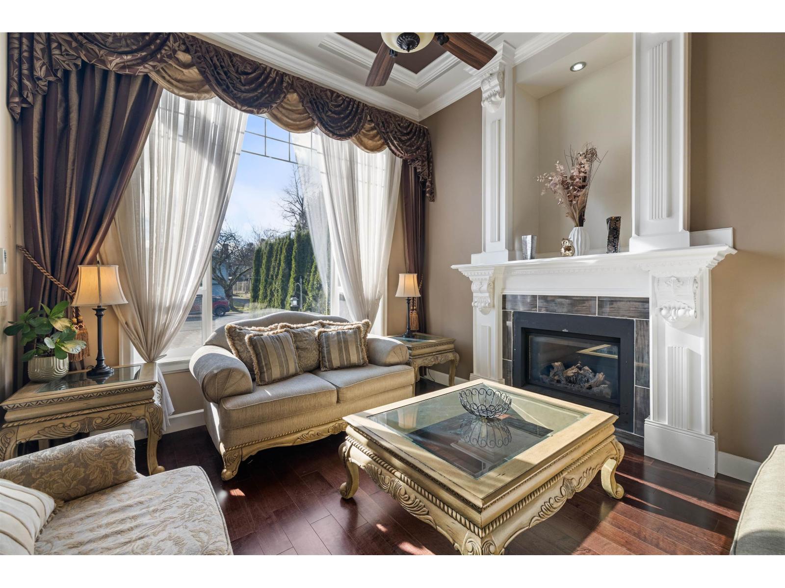 14149 76 Avenue, Surrey, British Columbia  V3W 6K7 - Photo 3 - R3090866