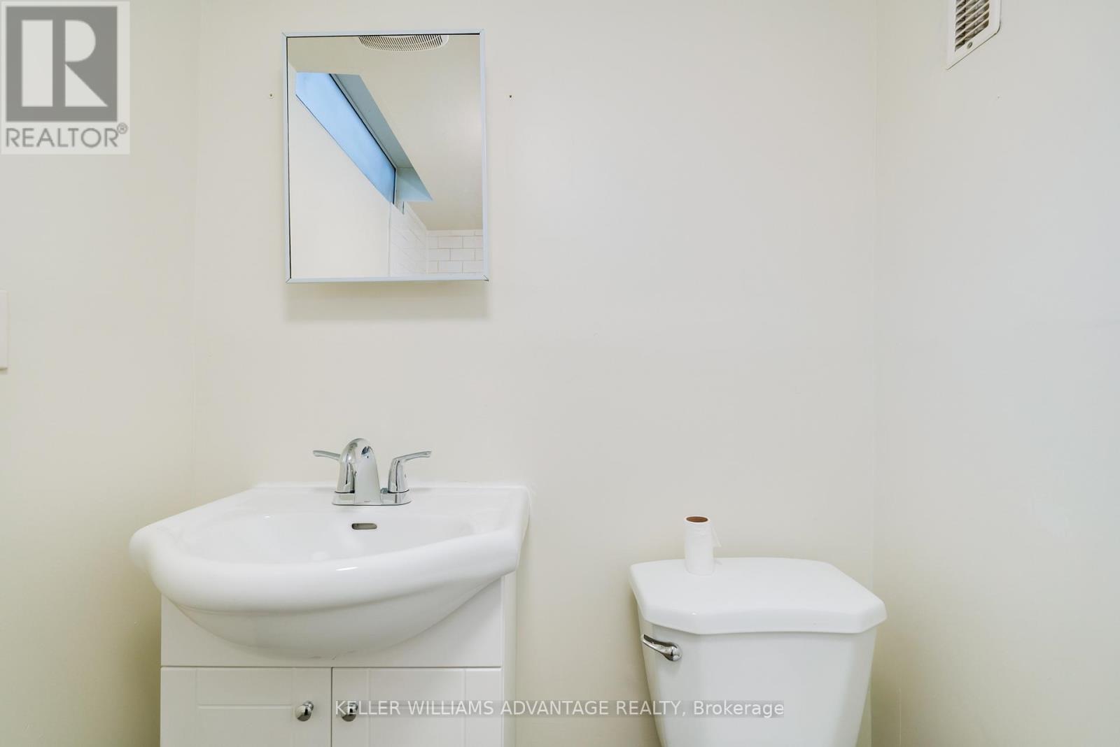 493 Jones Avenue, Toronto, Ontario  M4J 3G8 - Photo 34 - E12800230