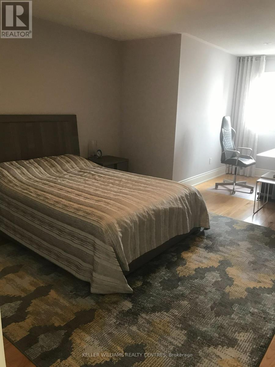 148 Hunterwood Chase, Vaughan, Ontario  L6A 4A8 - Photo 11 - N12800226