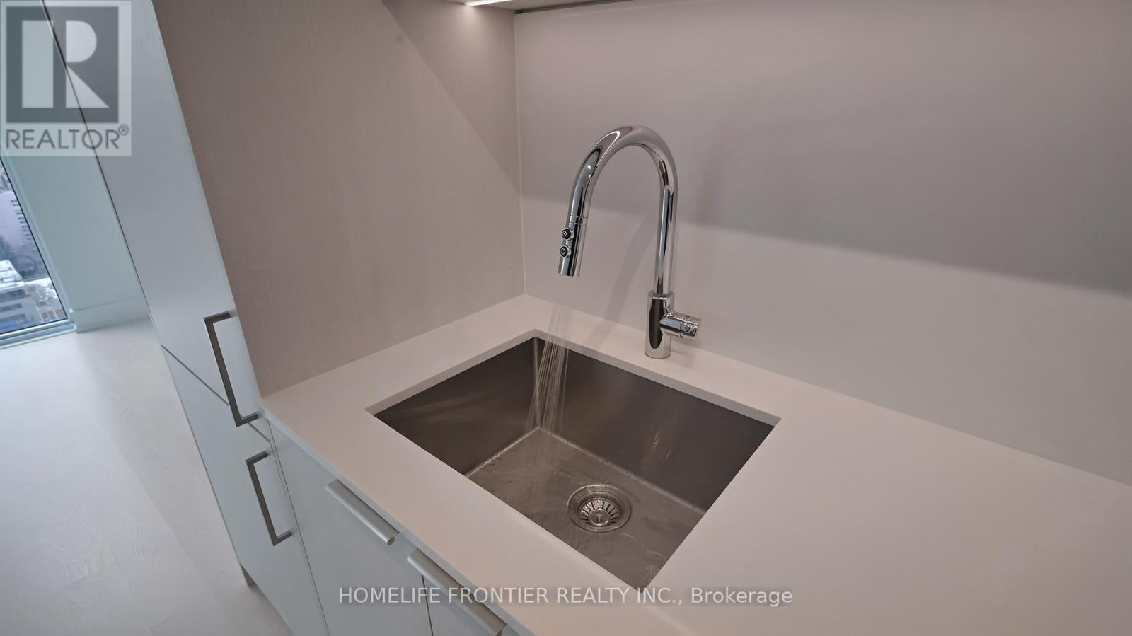 1702 - 308 Jarvis Street, Toronto, Ontario  M5B 0E3 - Photo 15 - C12800164