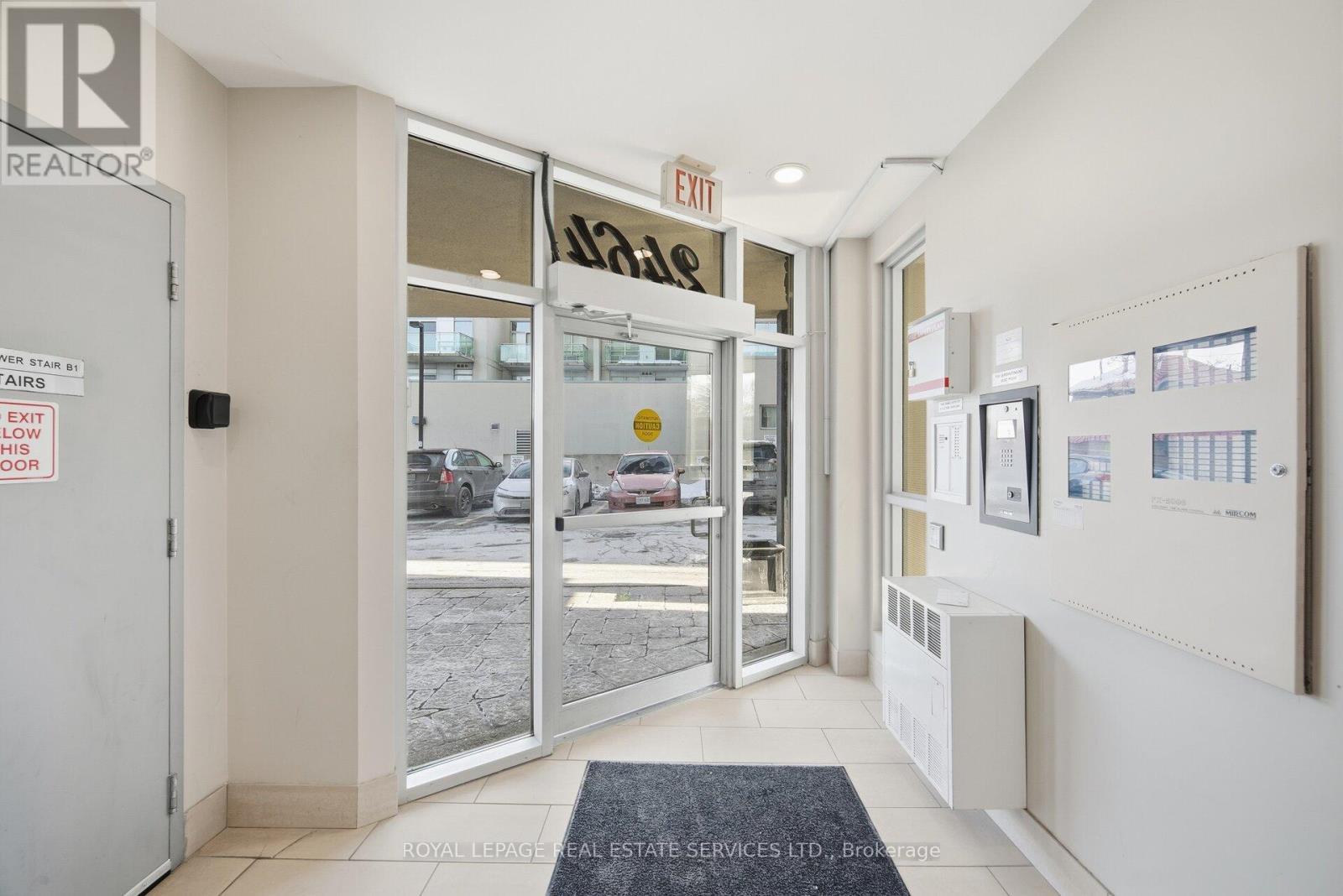 711 - 2464 Weston Road, Toronto, Ontario  M9N 0A2 - Photo 4 - W12733656