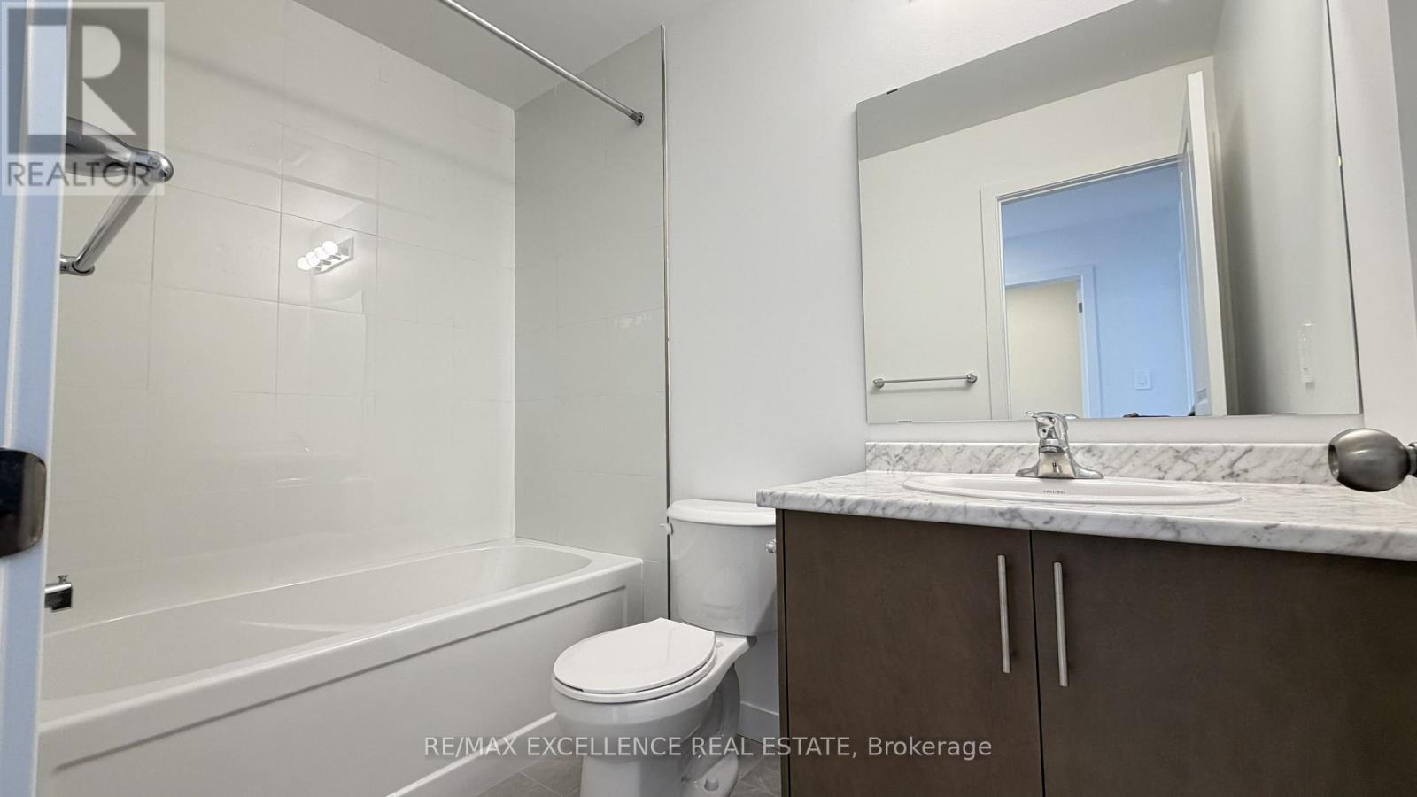 8 Red Oak Common, Cambridge, Ontario  N1S 0G3 - Photo 18 - X12799286